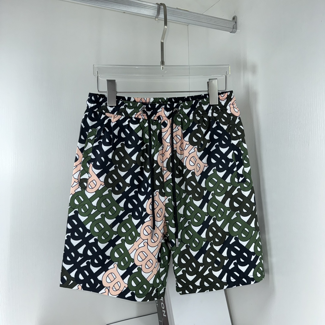 109_Burberry Shorts
