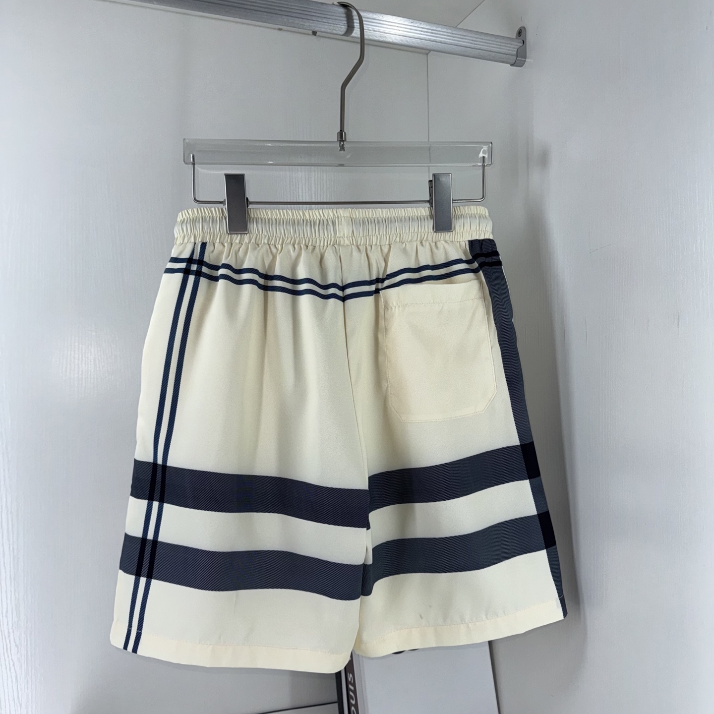 17_Burberry Shorts