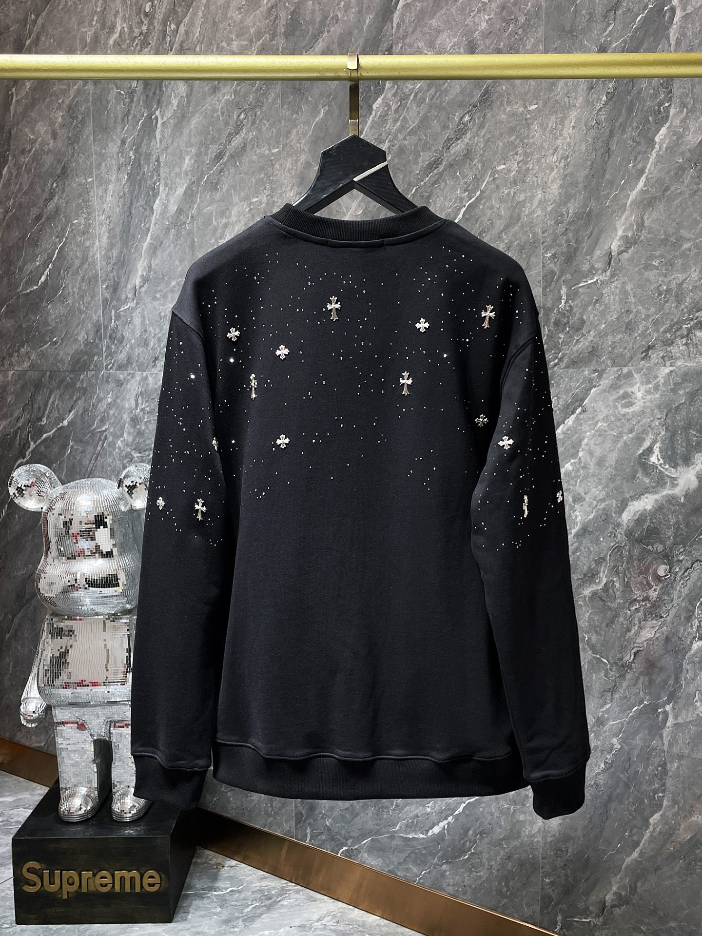 21_Chrome Heart Crewneck