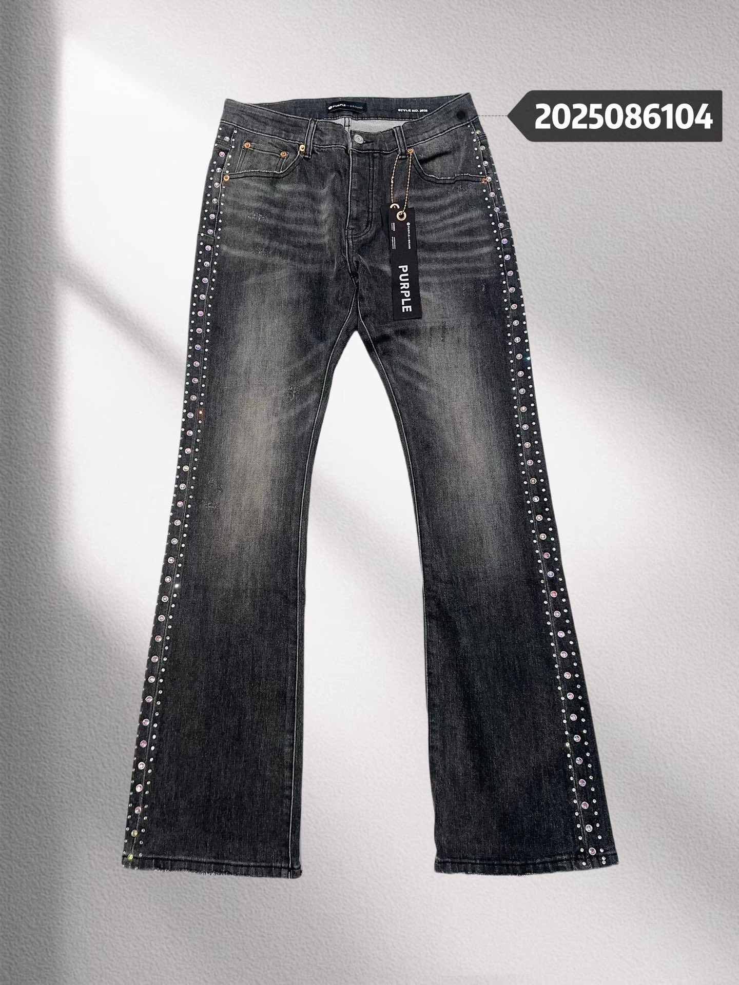 39_Purple Brand Jeans