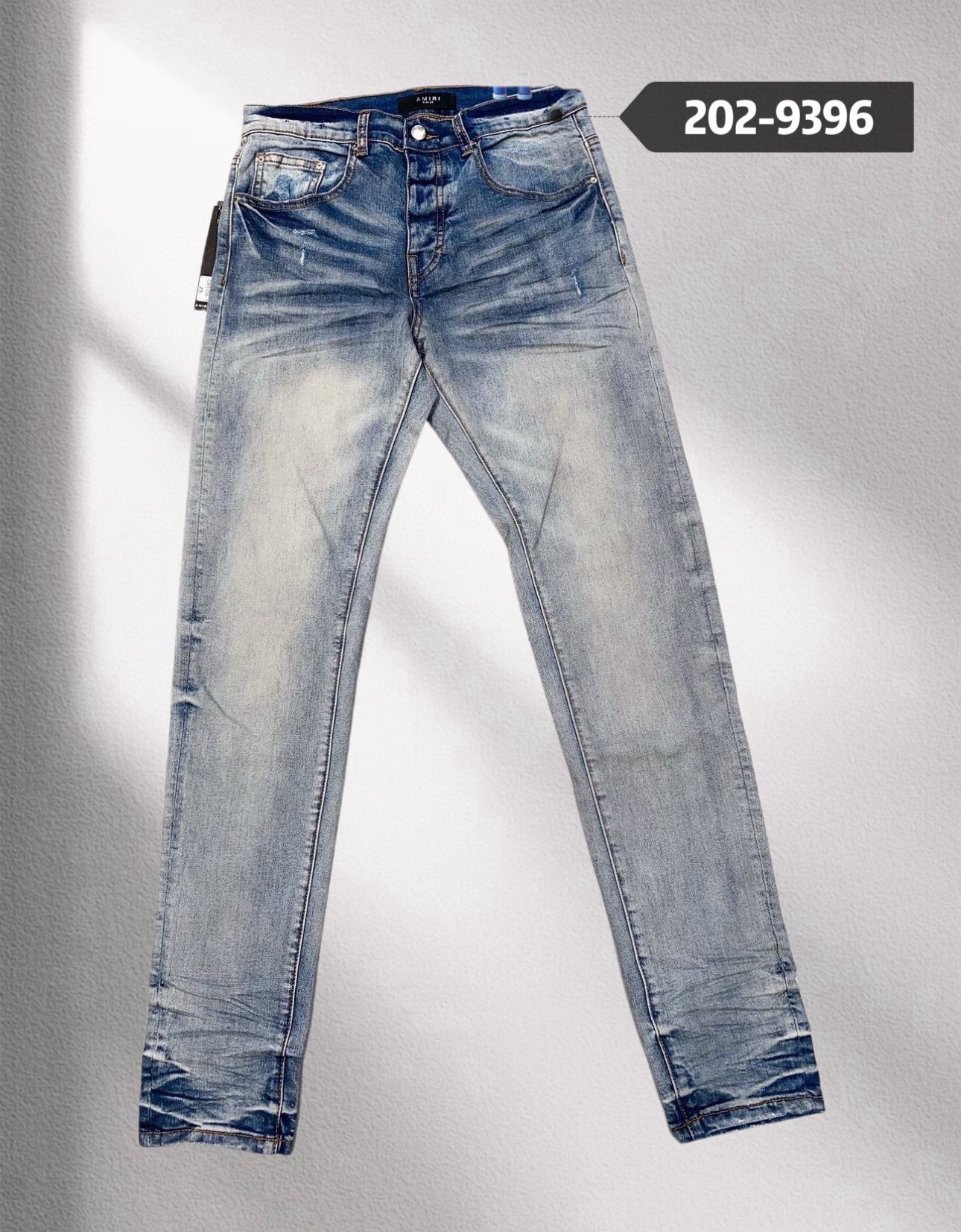 77_Amiri Jeans