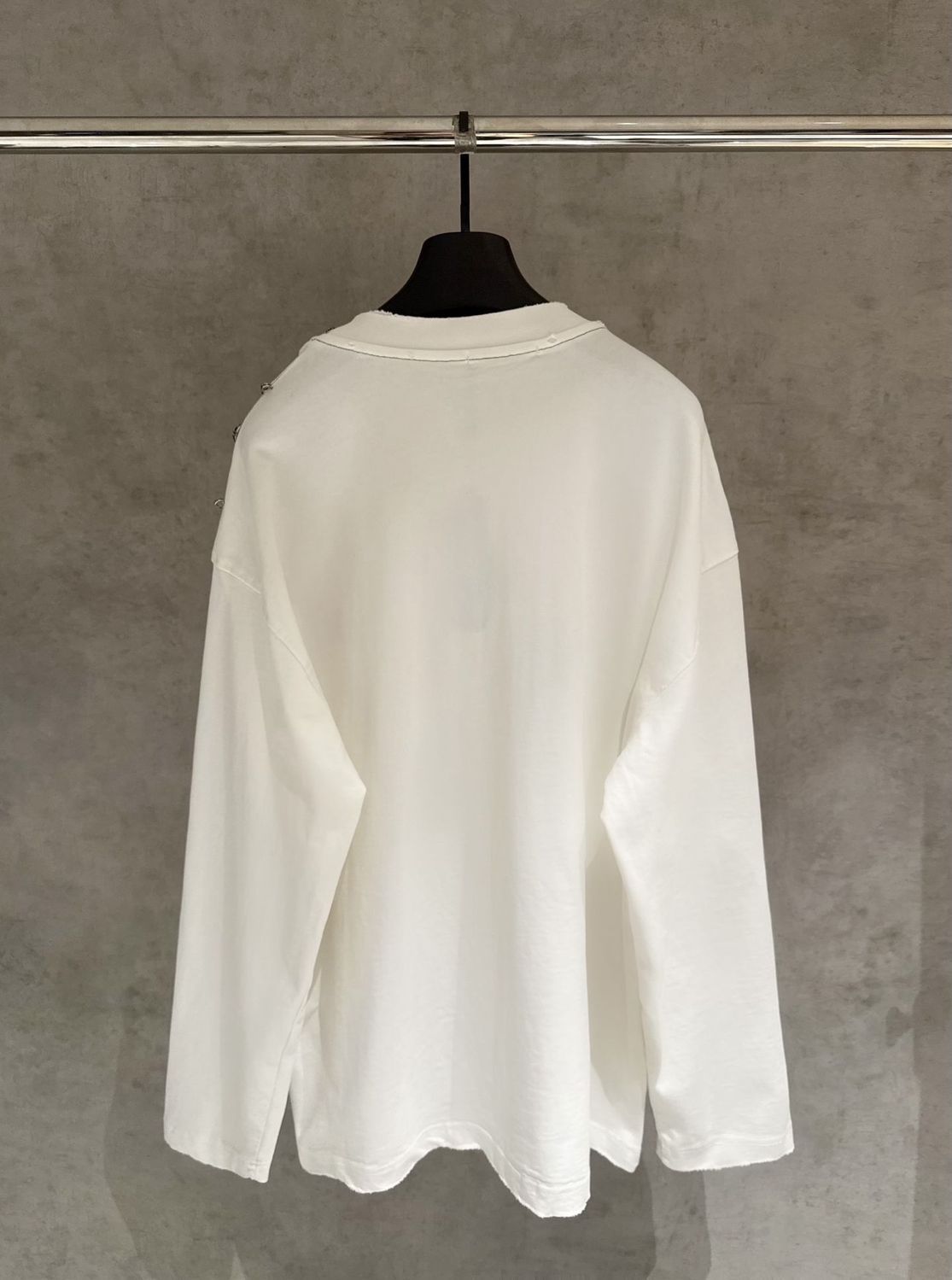 30_Chrome Heart Crewneck