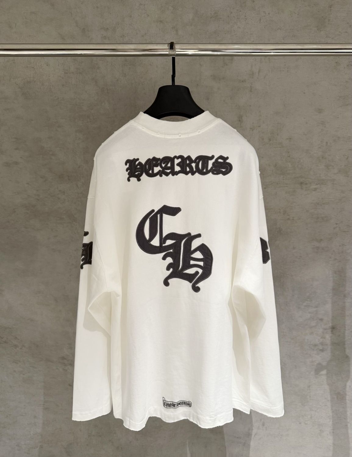 33_Chrome Heart Crewneck