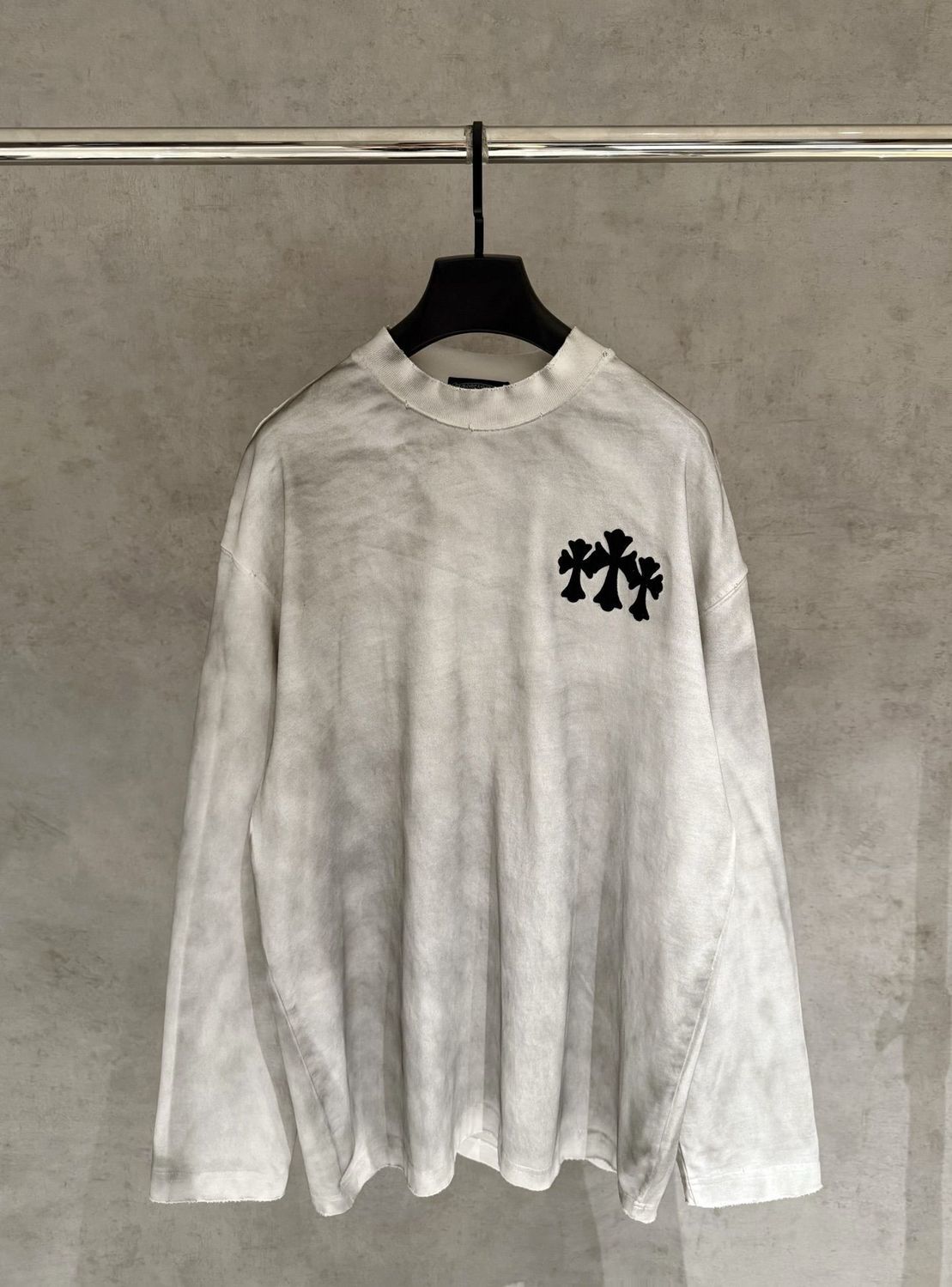 3_Chrome Heart Crewneck