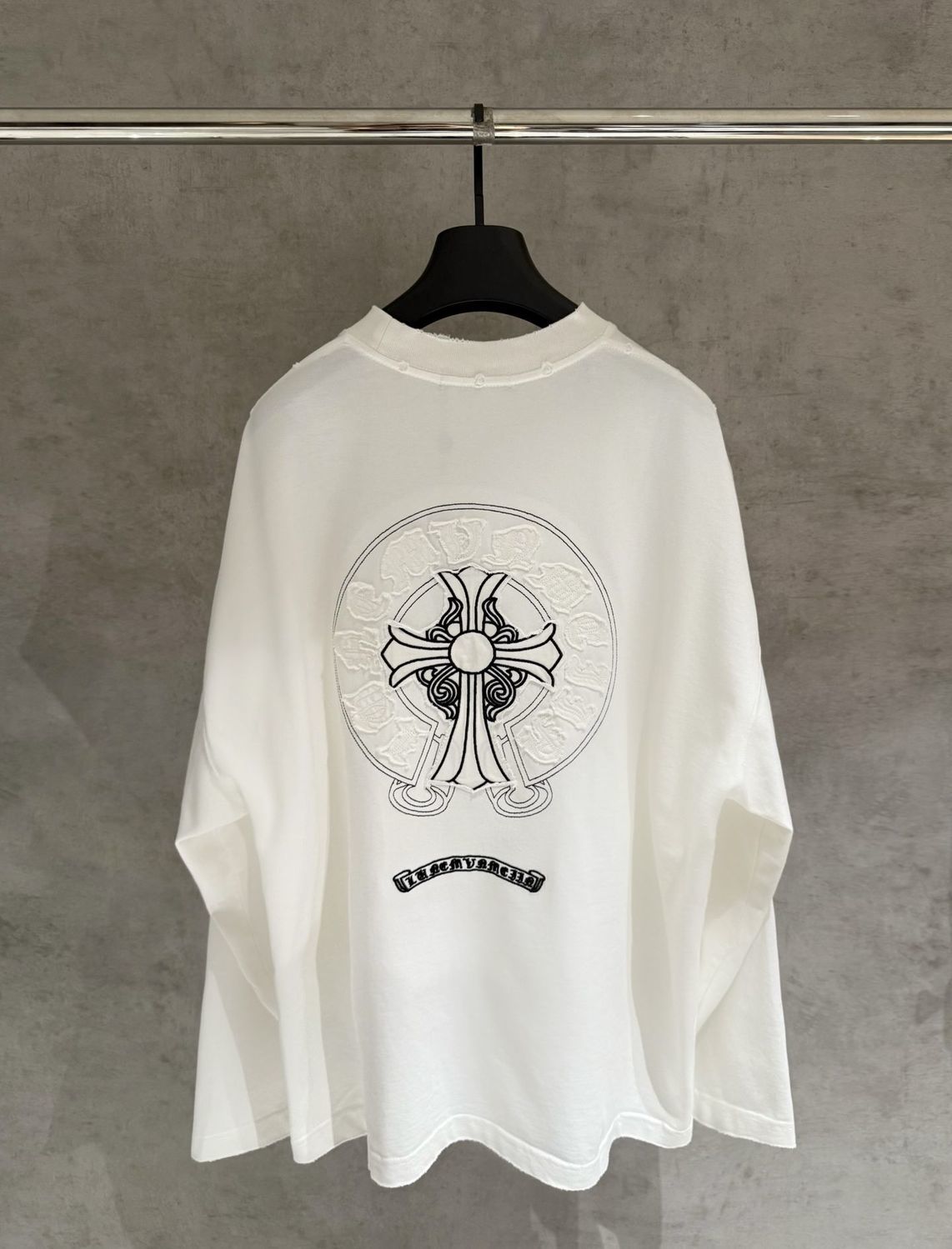 6_Chrome Heart Crewneck