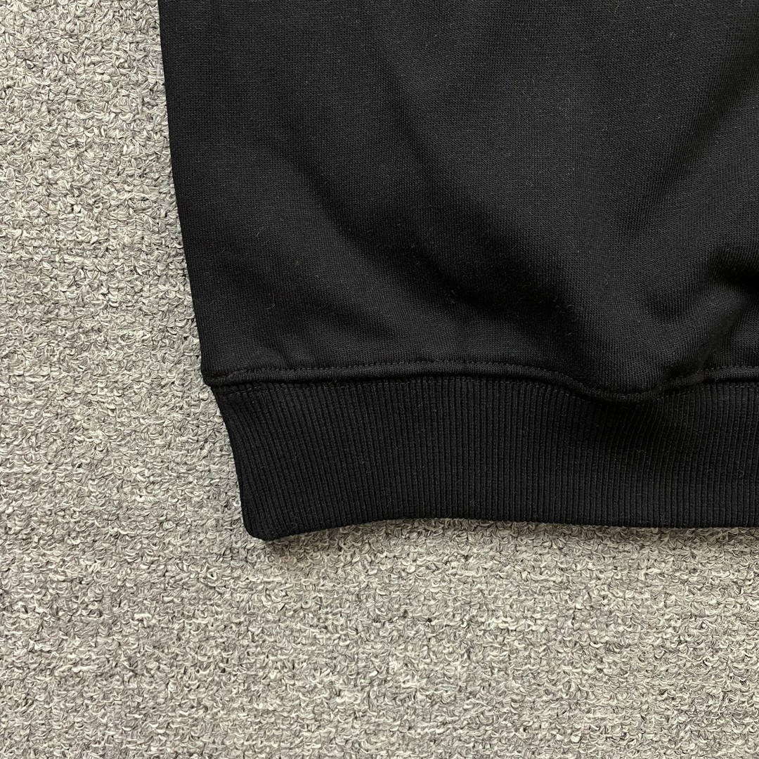 45_160  AMIRI Hoodie