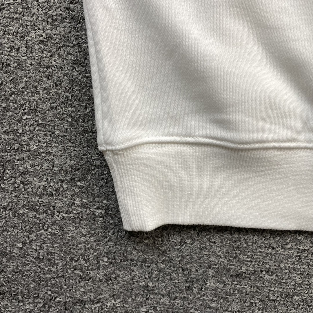 74_158  AMIRI Hoodie