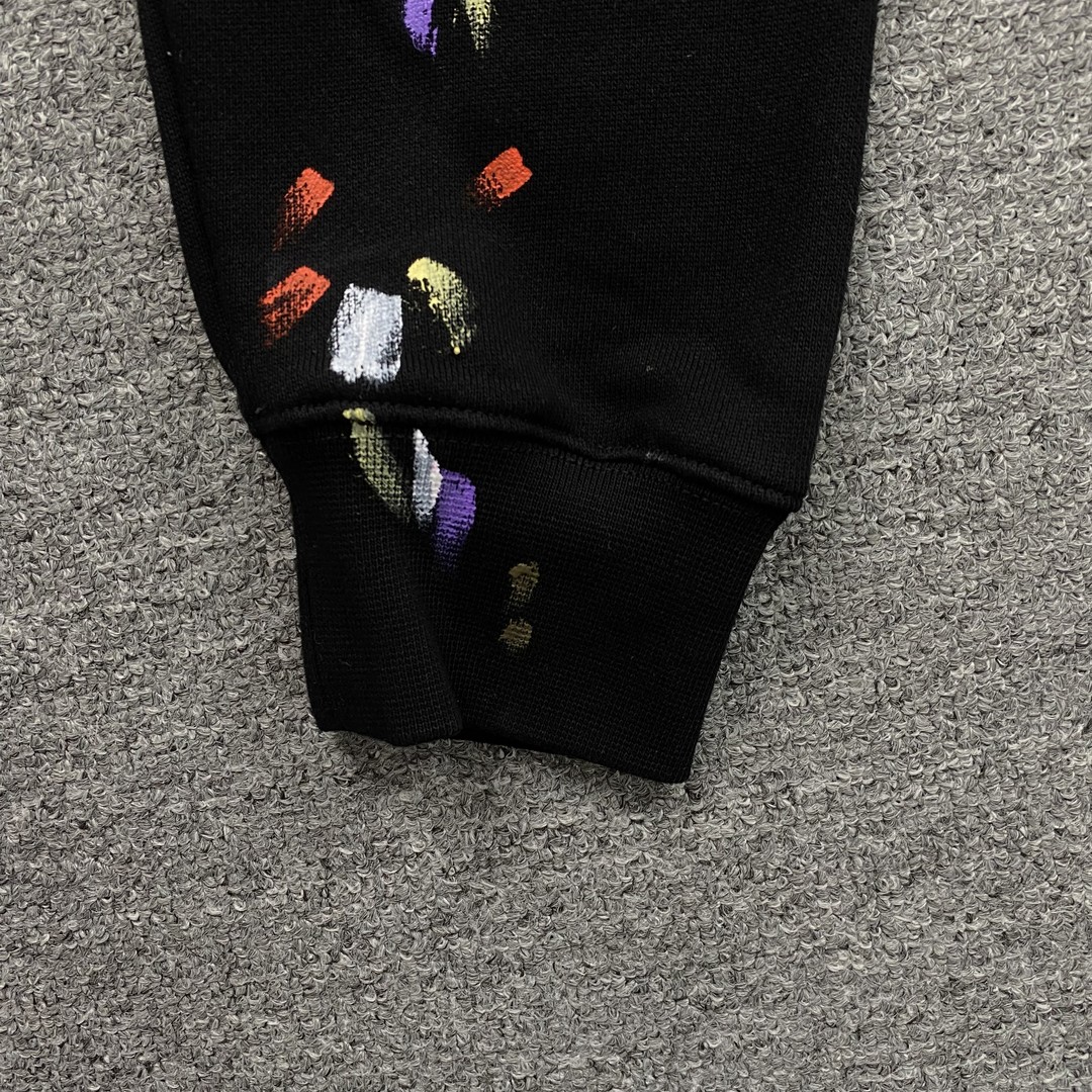 44_220  AMIRI   HOODIE