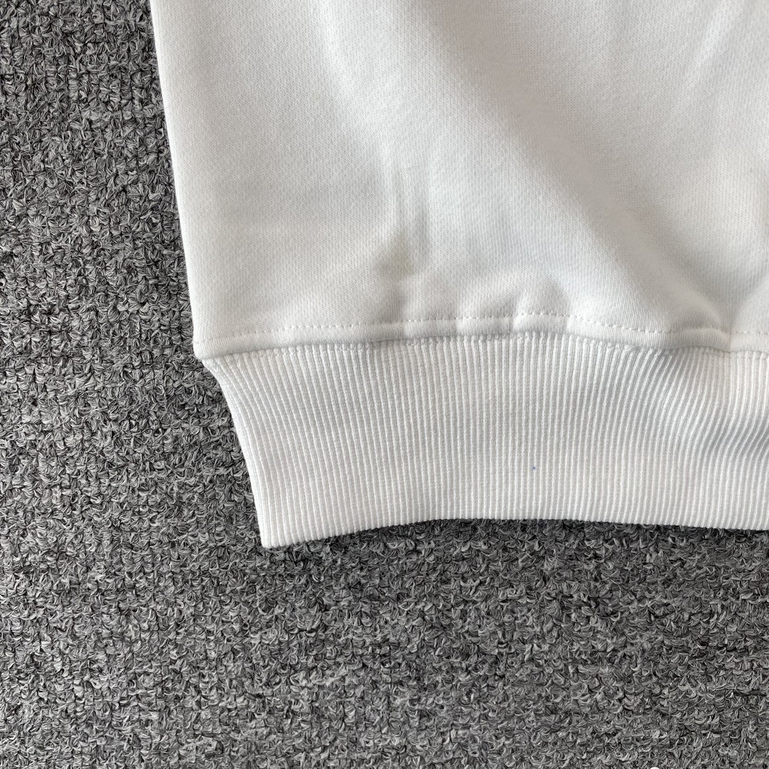 52_135 AMIRI   Crewneck