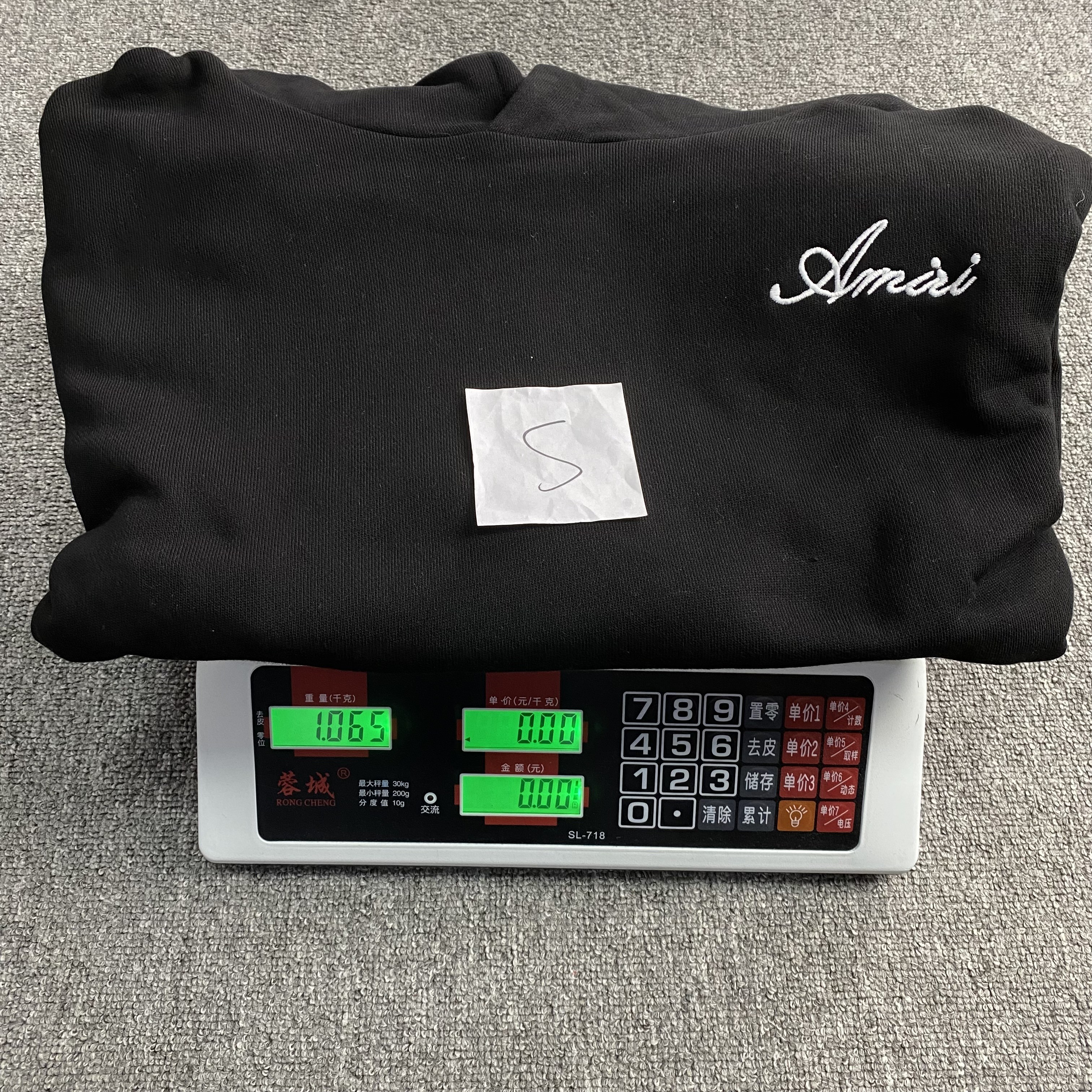 43_205 AMIRI  Hoodie