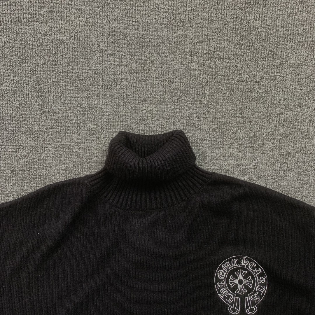77_ 180 Chrome Hearts  Sweater
