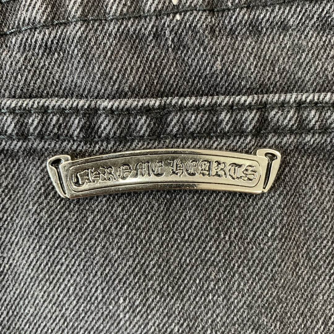 18_208  Chrome Hearts  Pants