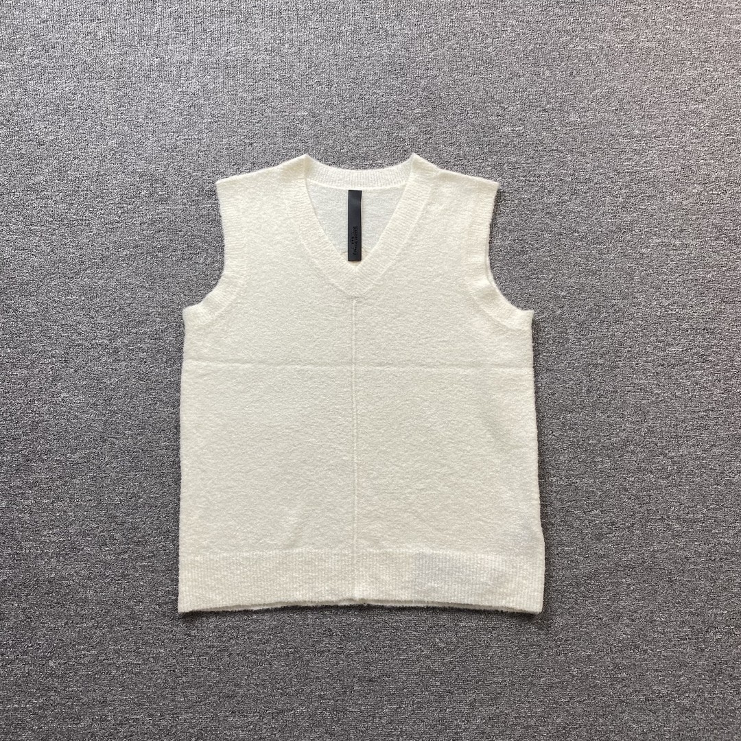 10_155  Chrome Hearts   SWEATER