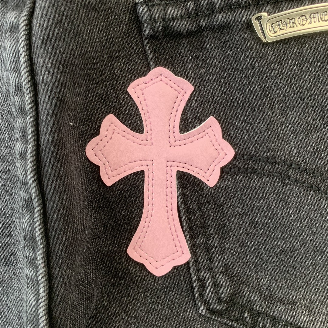 18_208  Chrome Hearts  Pants