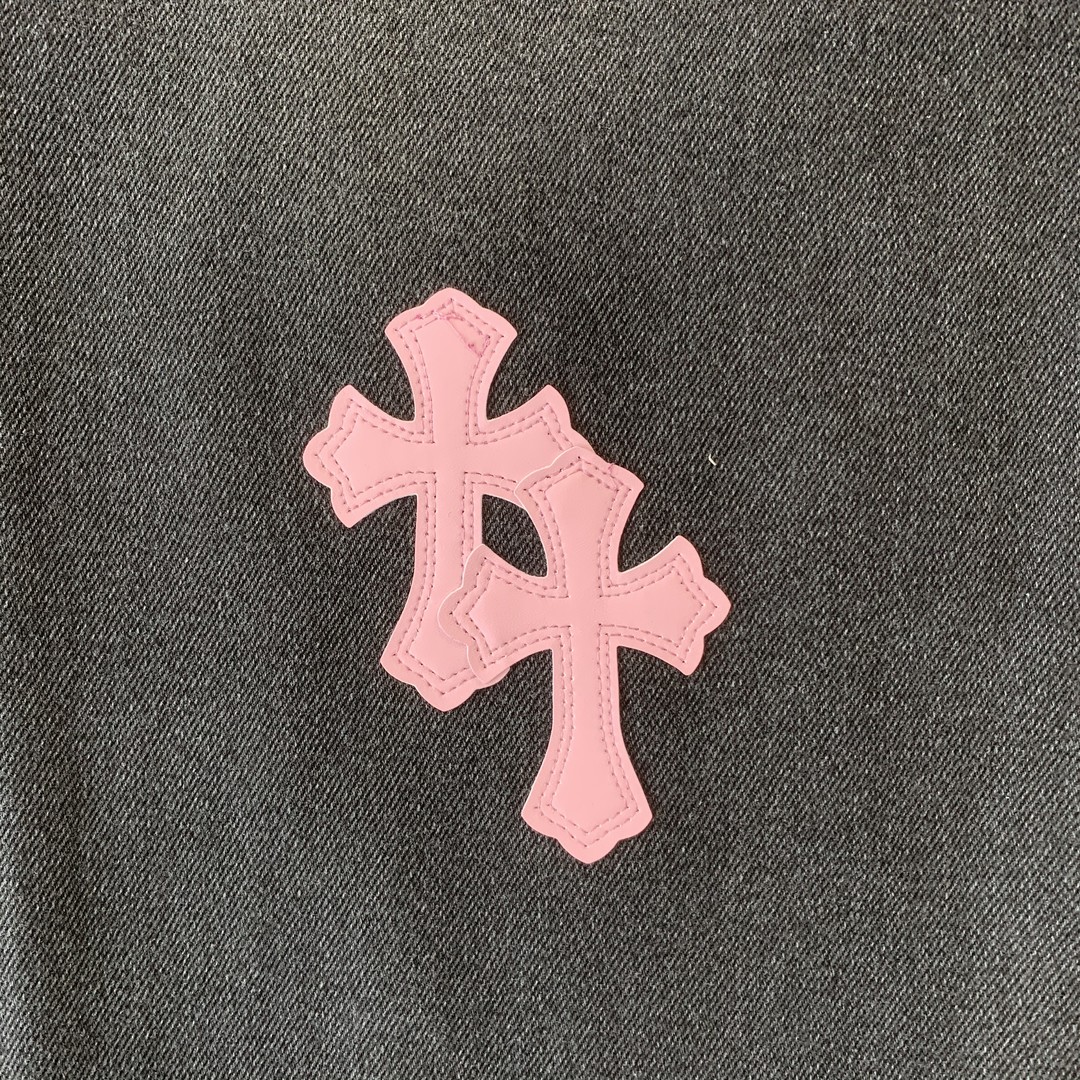 18_208  Chrome Hearts  Pants