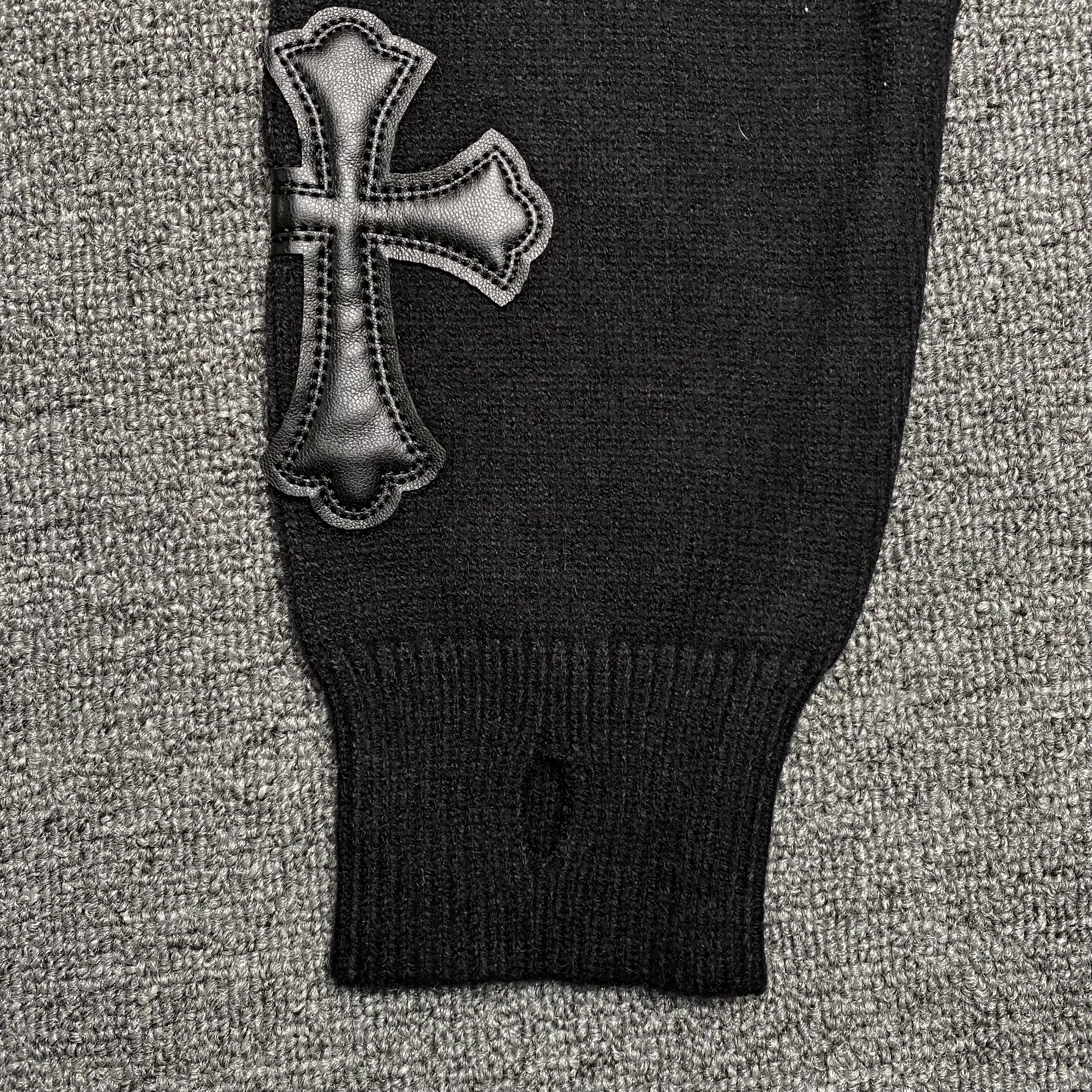 84_165 Chrome Hearts  Sweater
