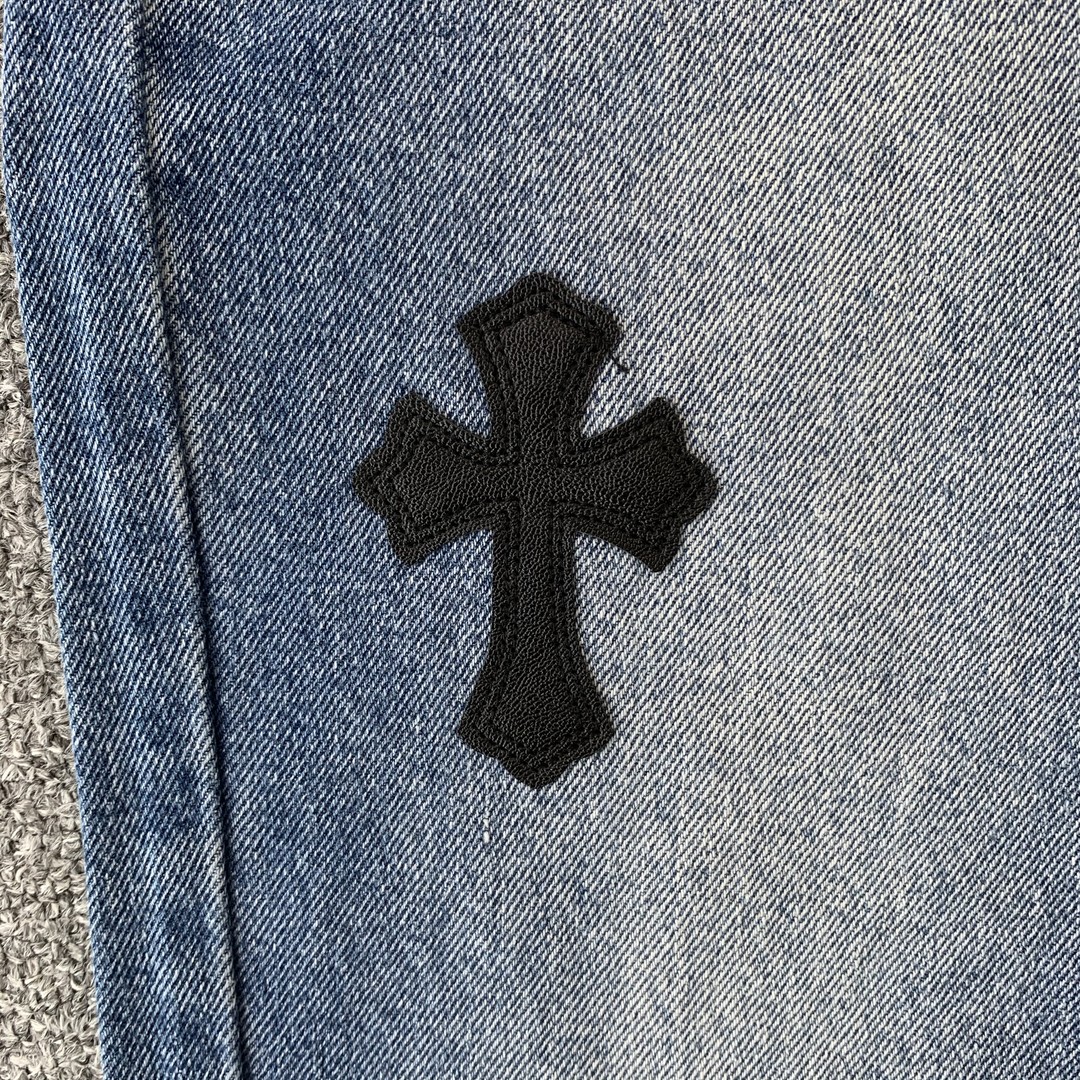 16_208  Chrome Hearts  Pants