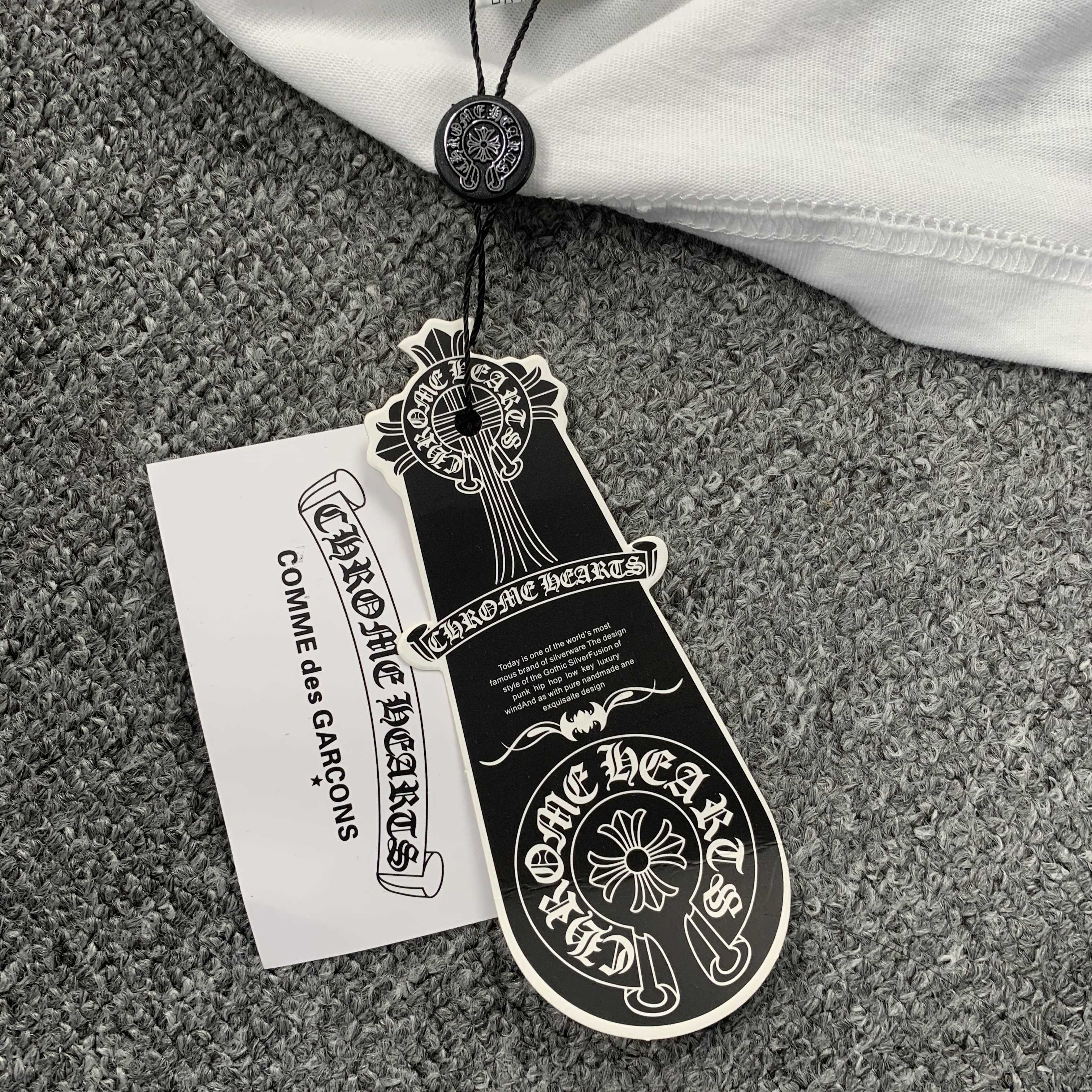 35_135   Chrome Hearts  Long Sleeves