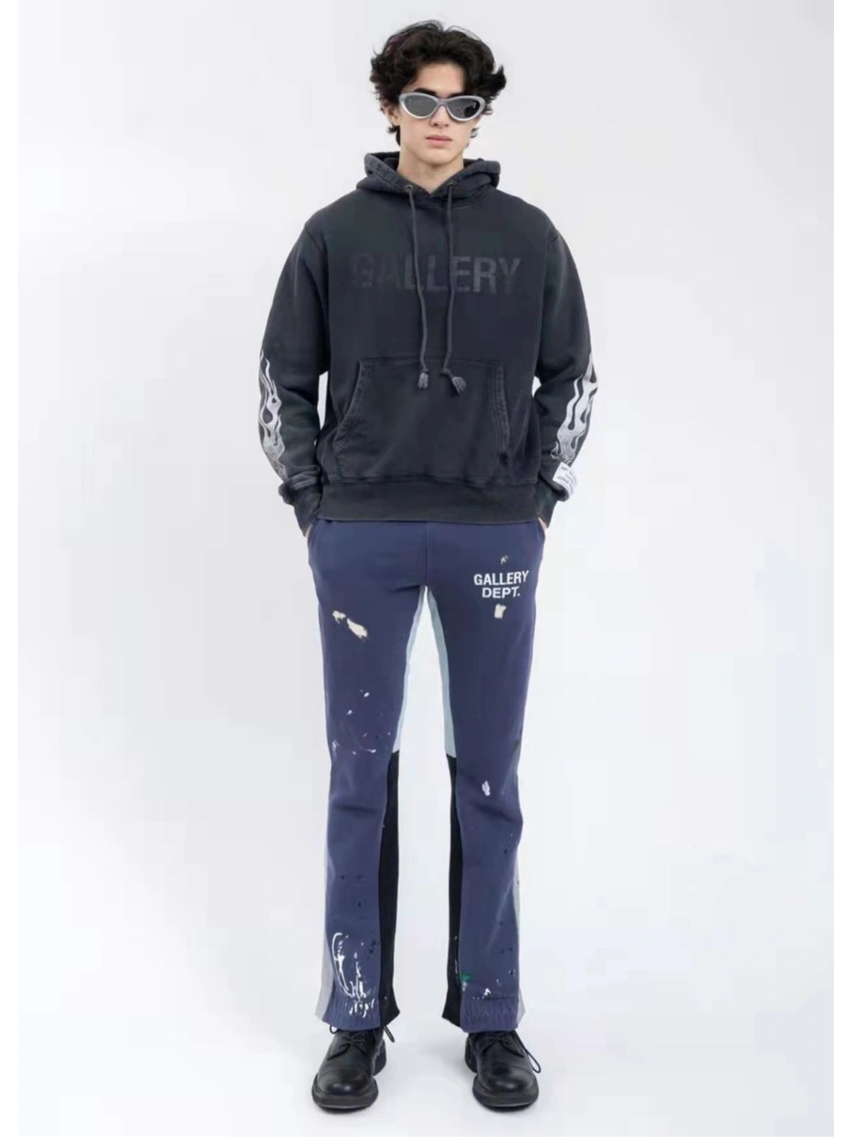 66_8198 Gallery Dept.