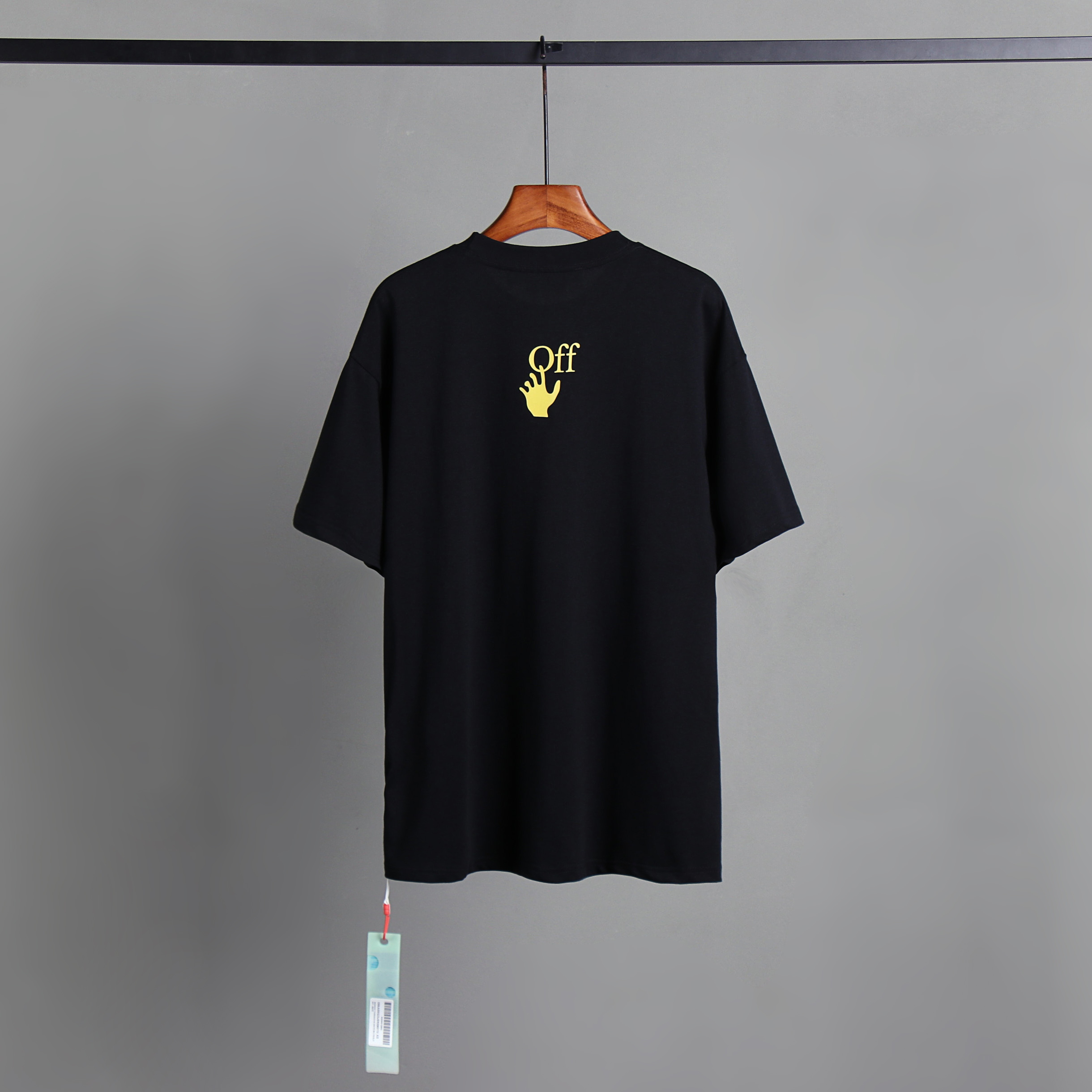 103_2055 Off-White T-shirt