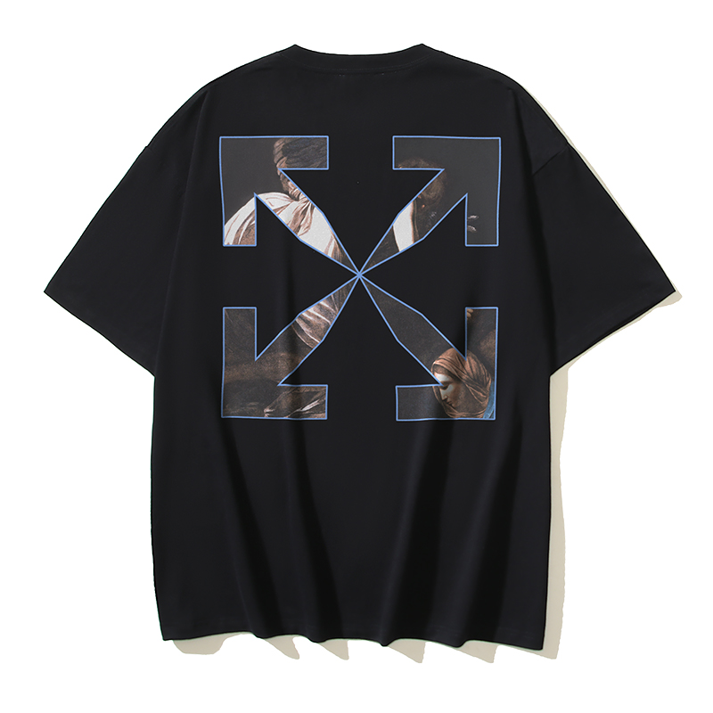 47_179 Off-White T-shirt