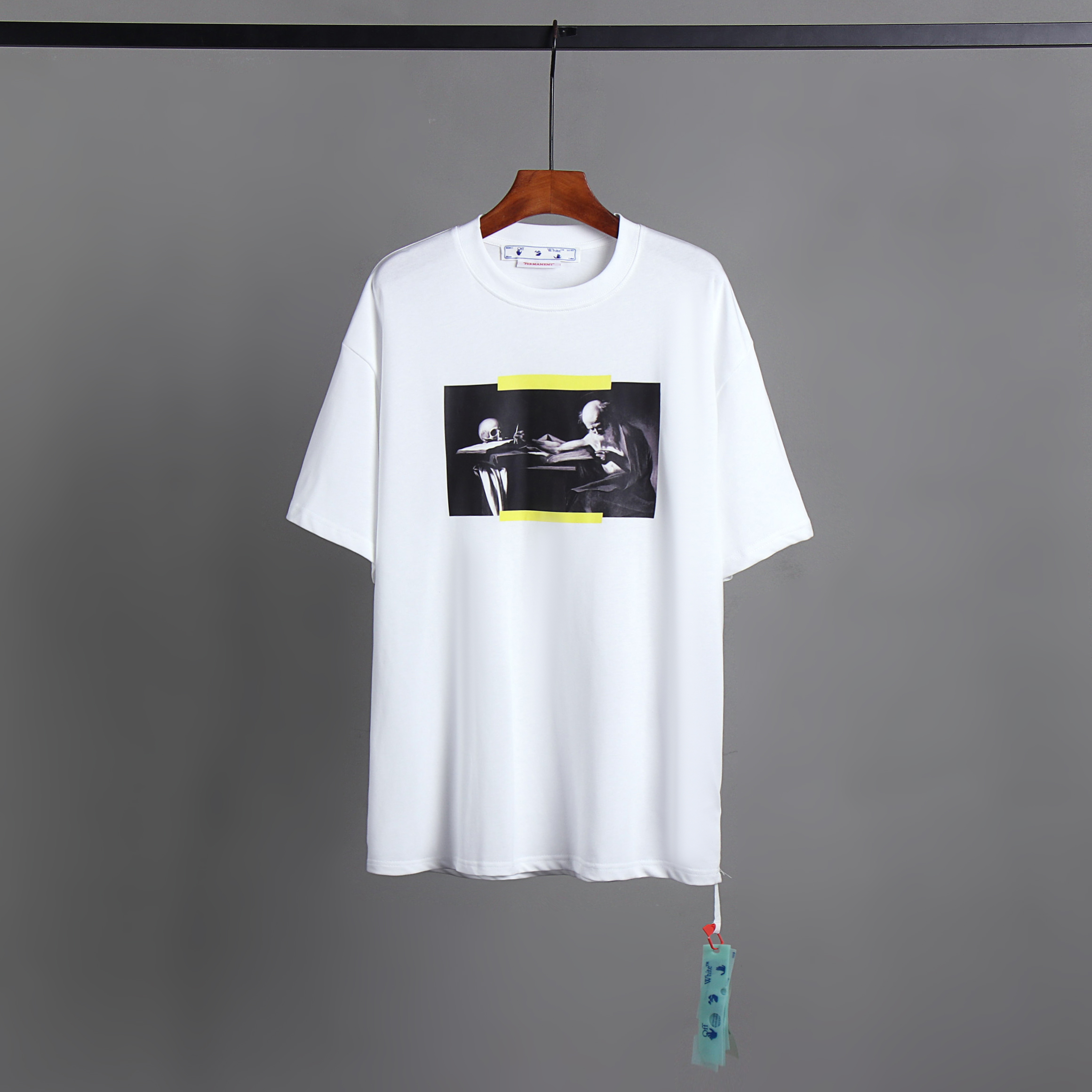 103_2055 Off-White T-shirt