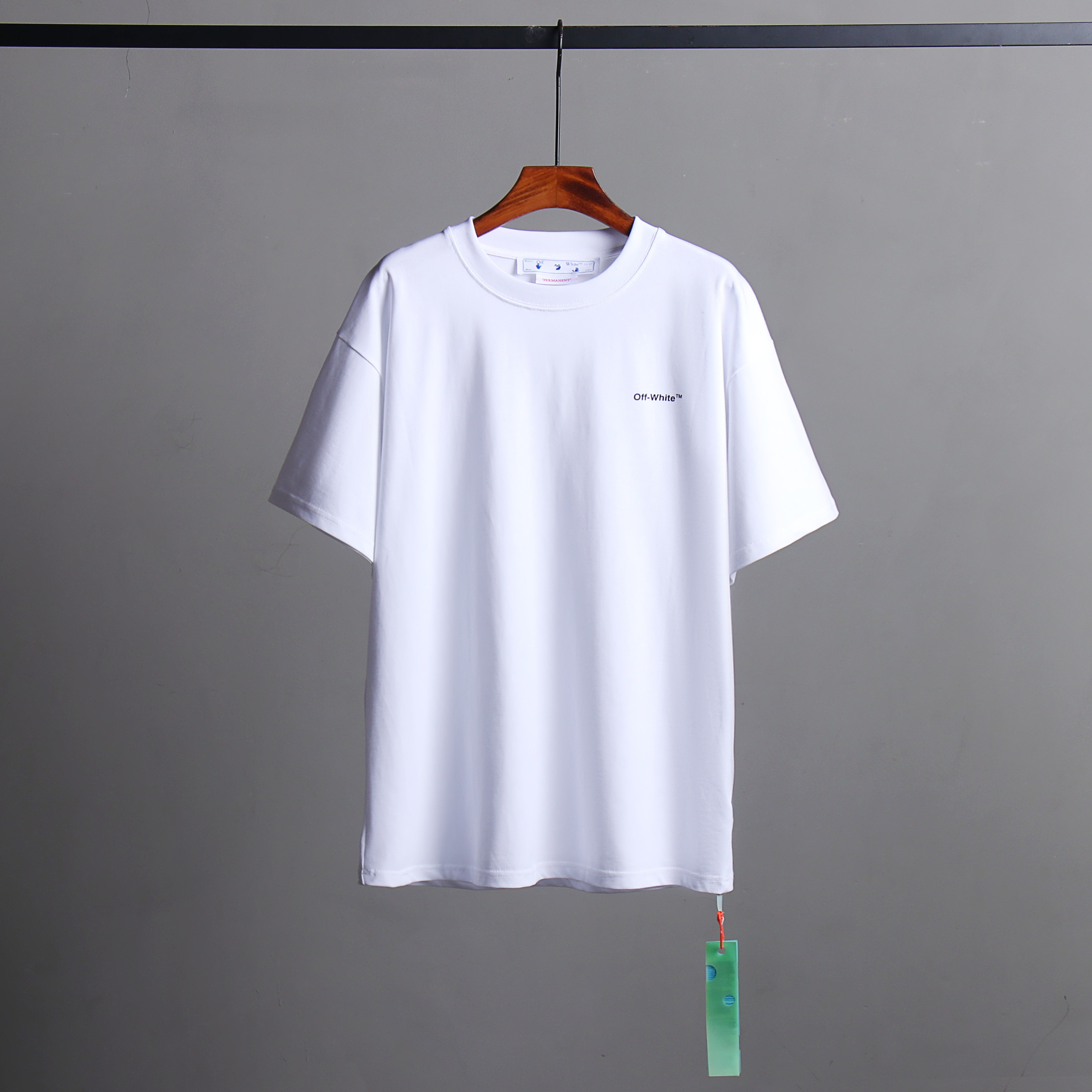 6_7651 Off-White T-shirt