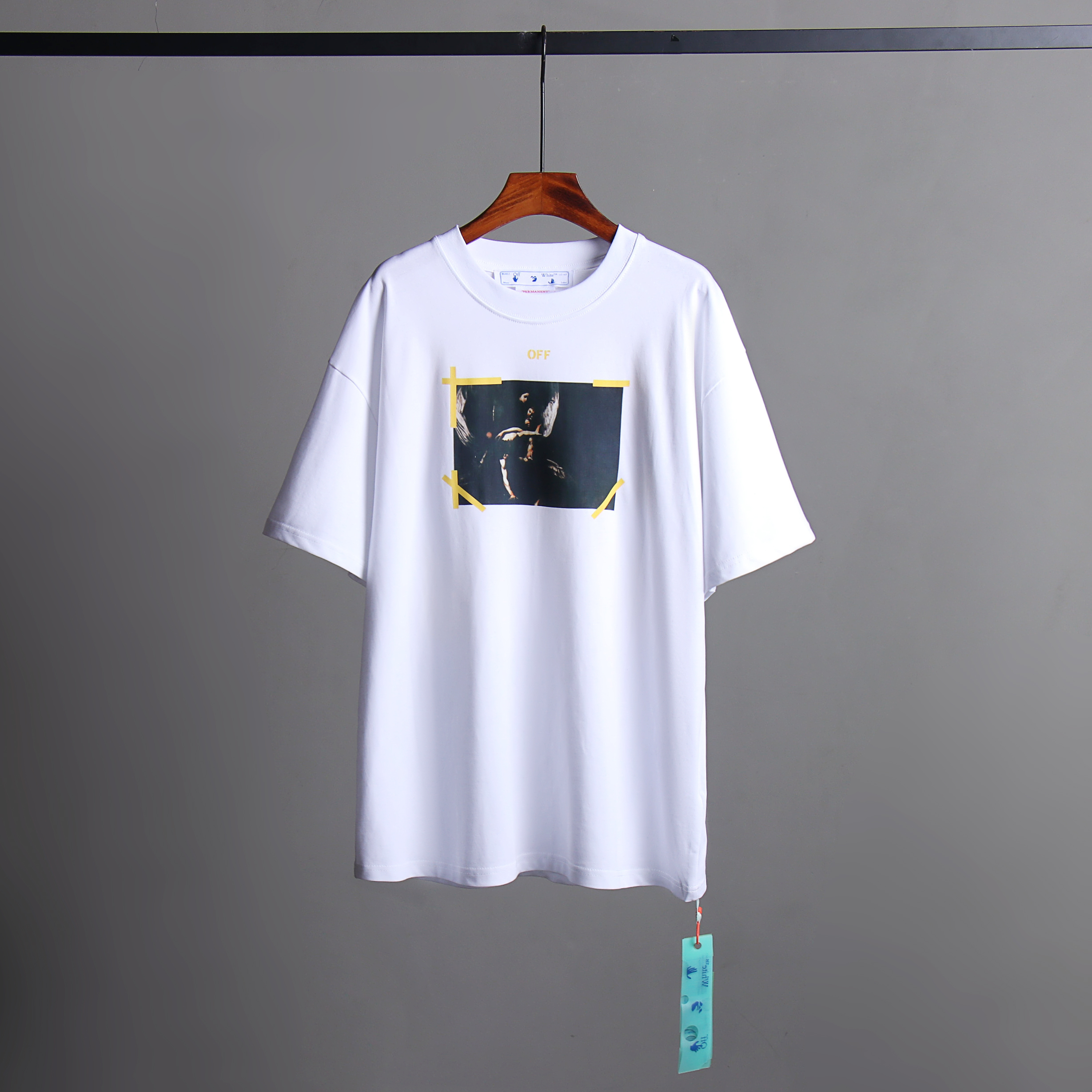 106_2630 Off-White T-shirt