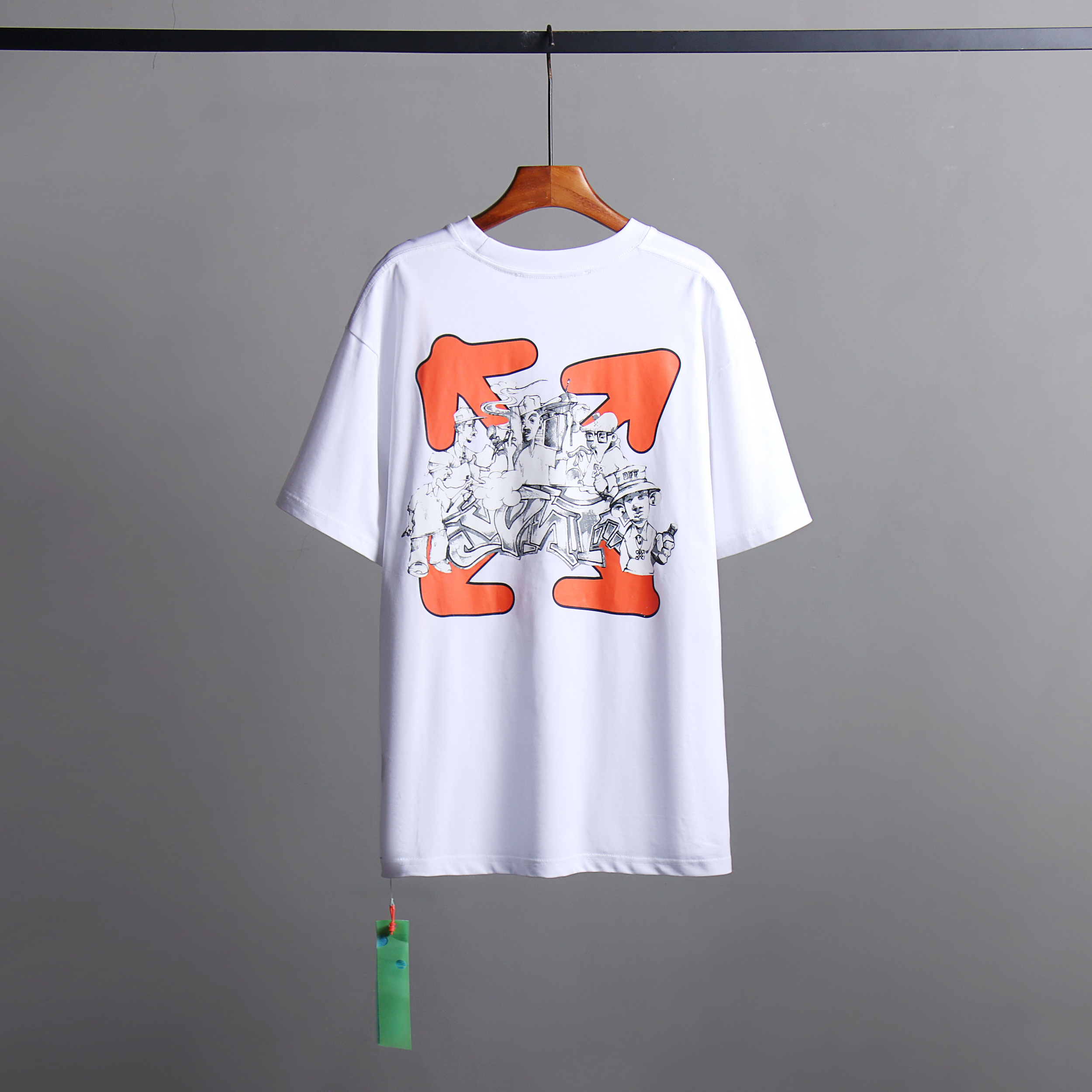 105_2627 Off-White T-shirt