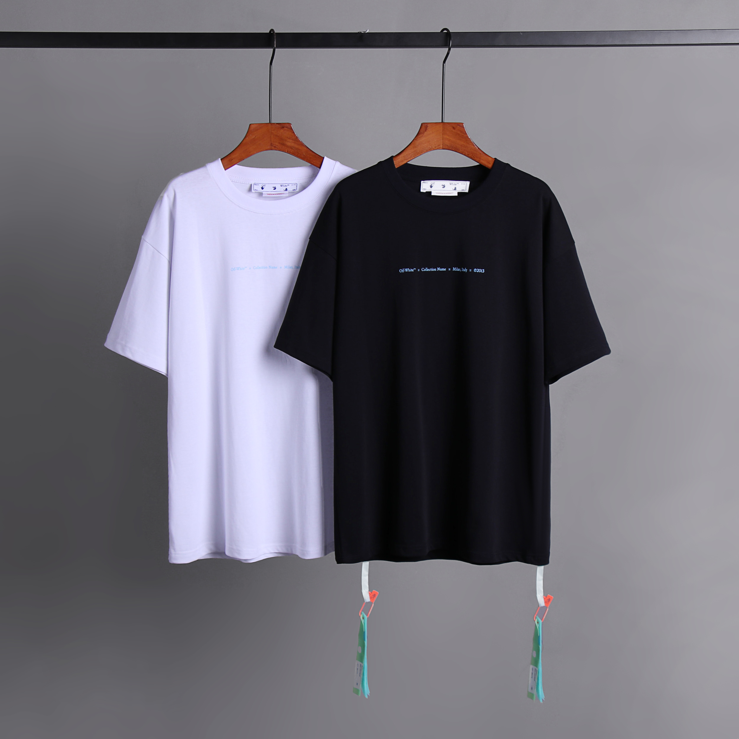 77_2608 Off-White T-shirt