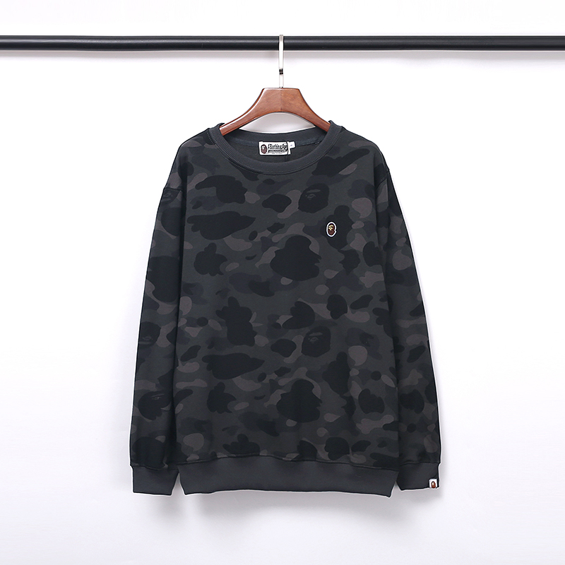 16_68  Bape Crewneck