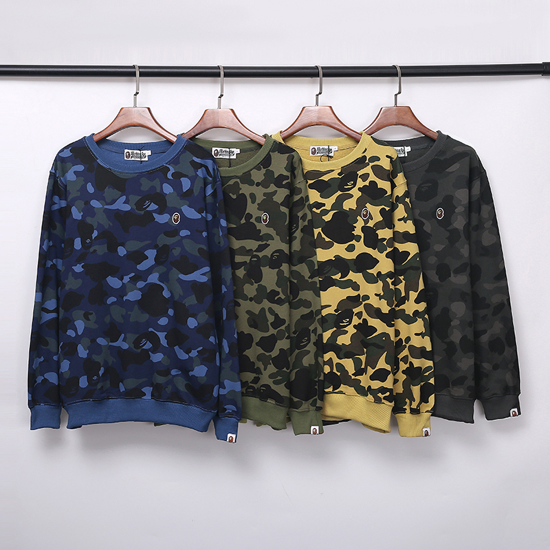 16_68  Bape Crewneck