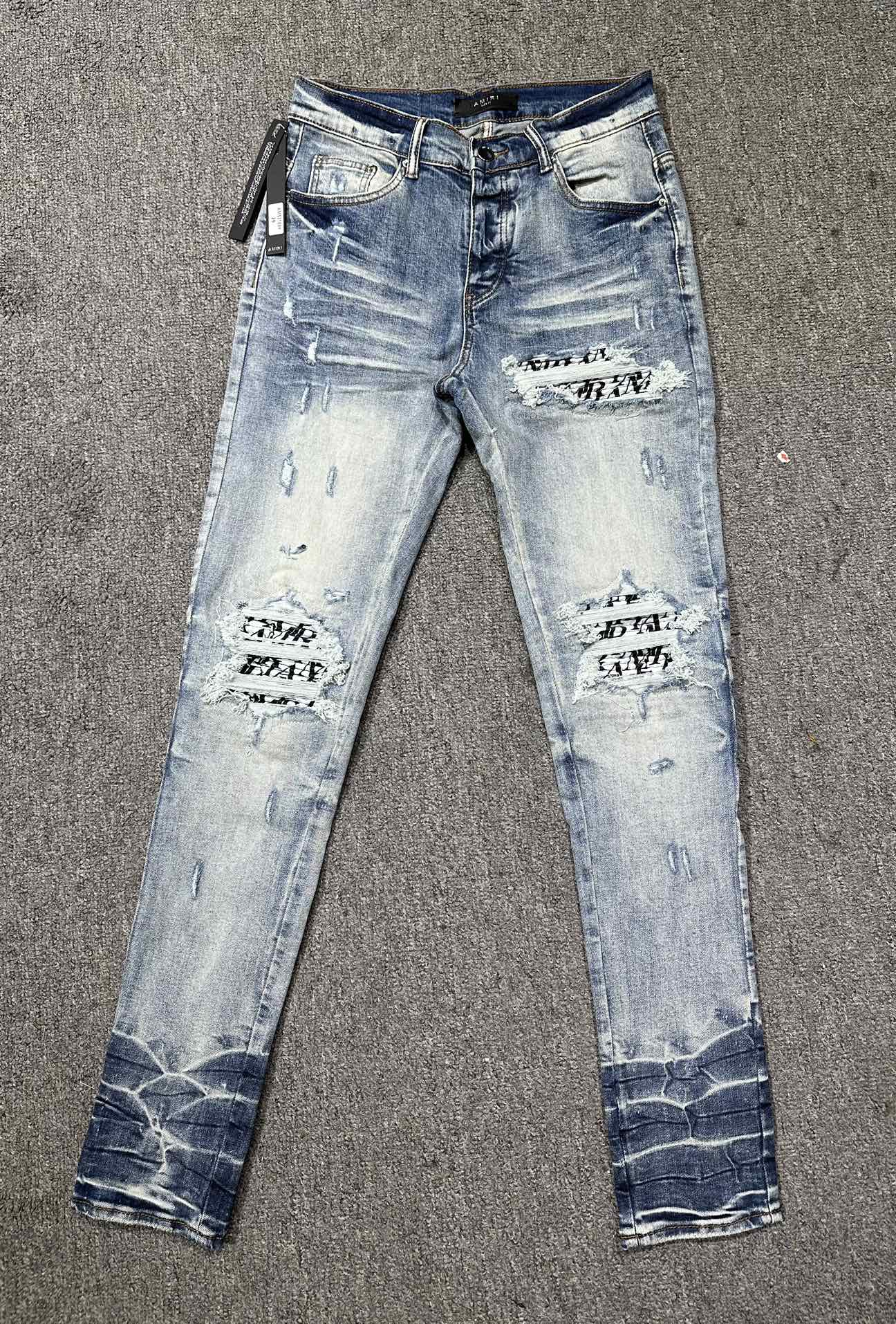 8_Amiri Jeans