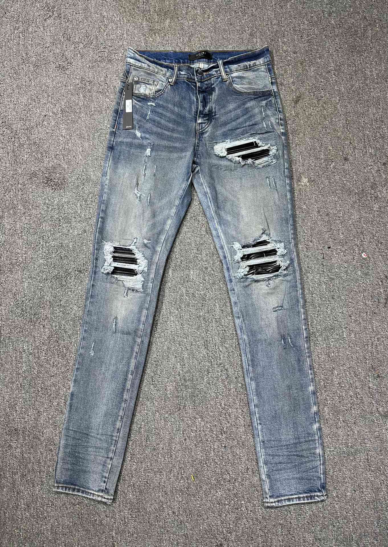 10_Amiri Jeans