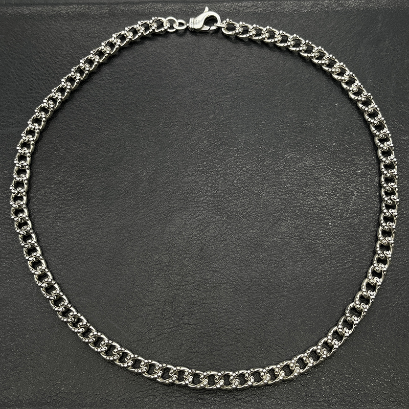 10_Chrome Heart Necklace