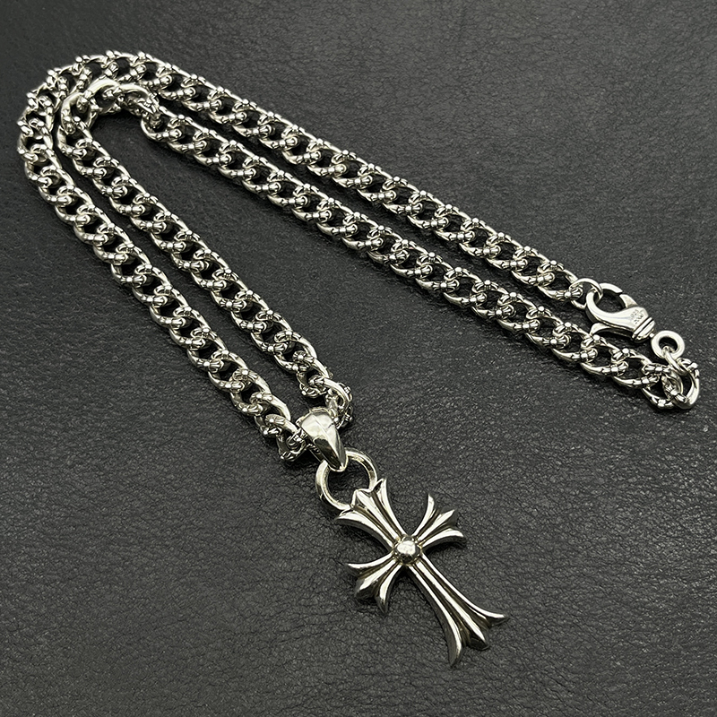 9_Chrome Heart Necklace