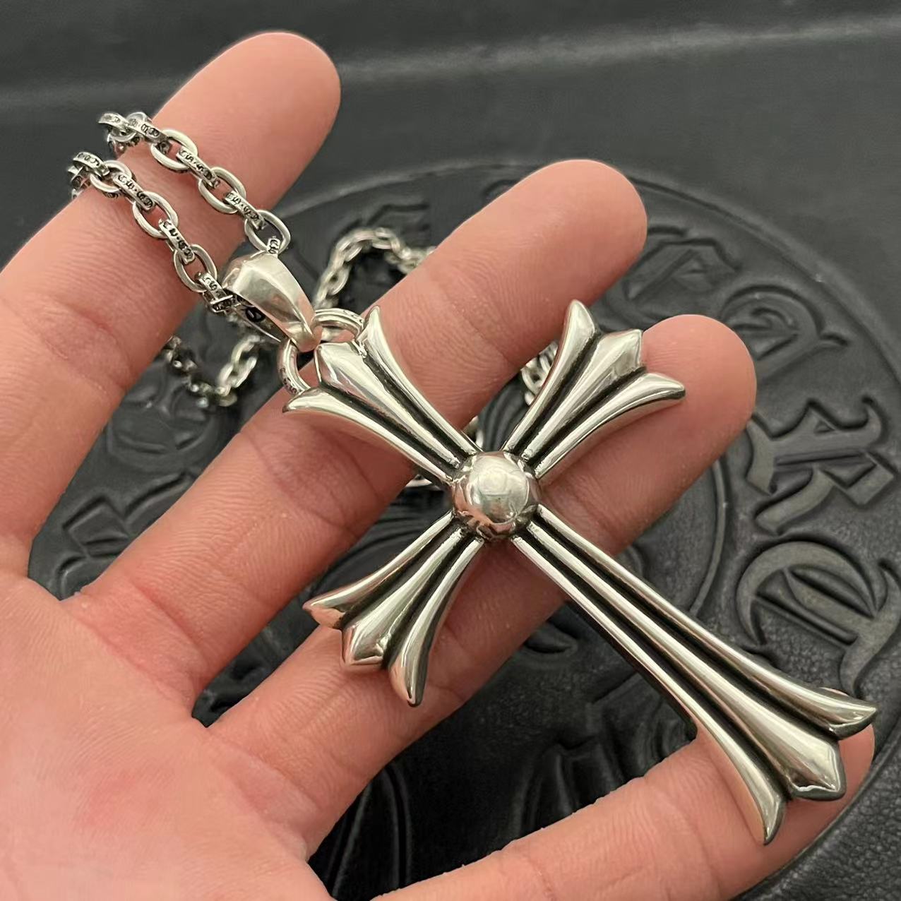 11_Chrome Heart Necklace