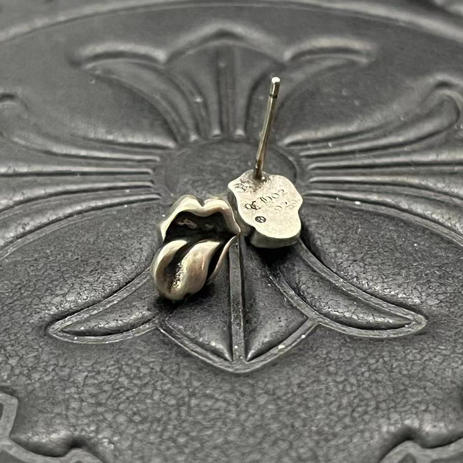 60_Chrome Heart Earrings