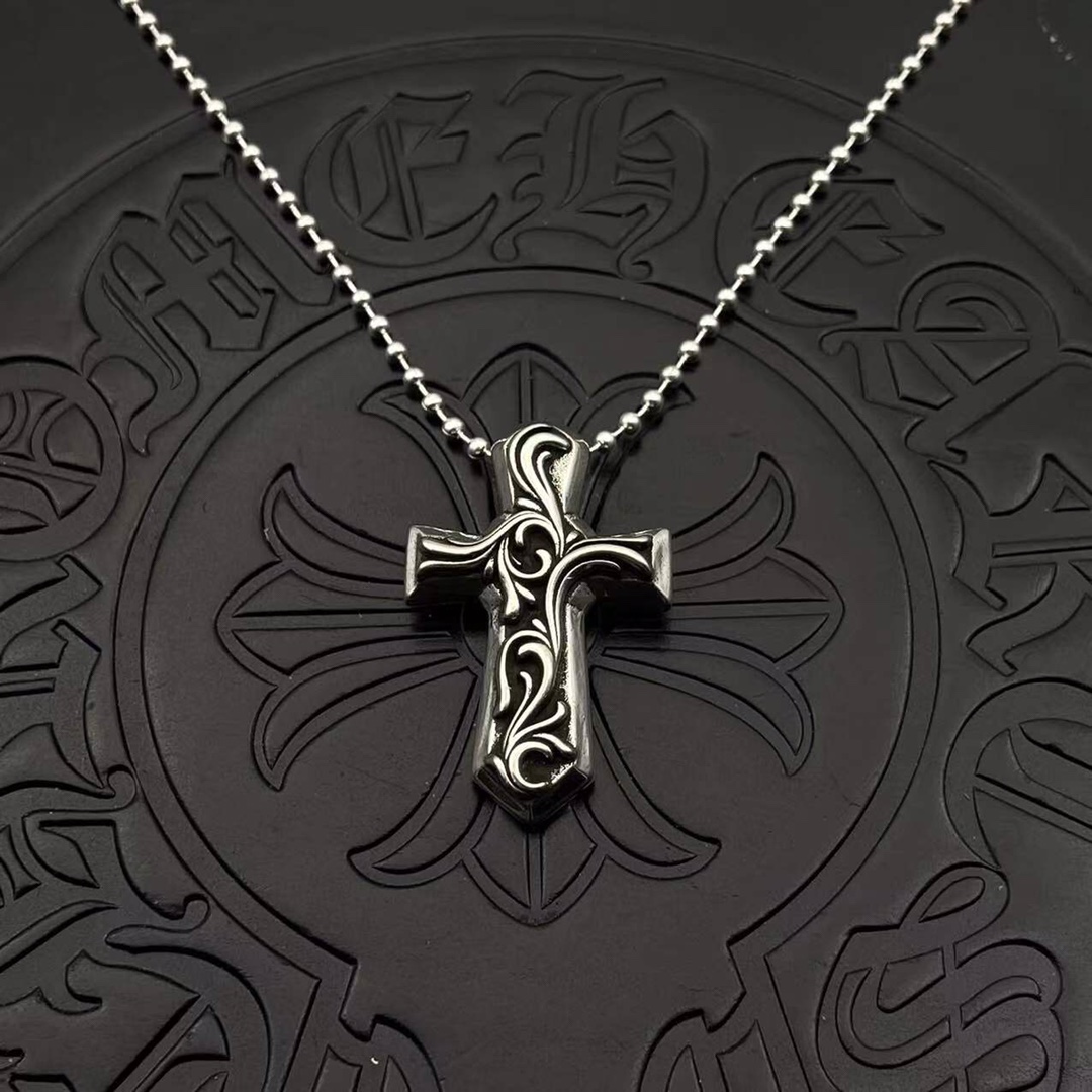 46_Chrome Heart Necklace