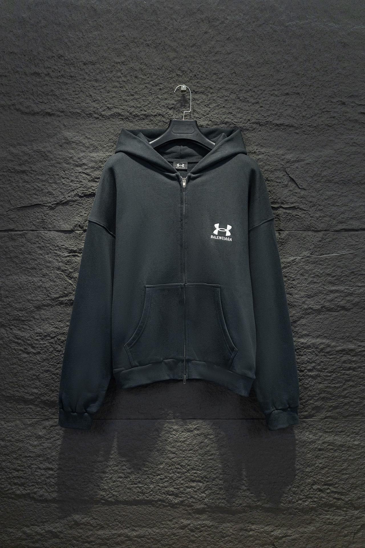 40_Balenciaga Hoodie