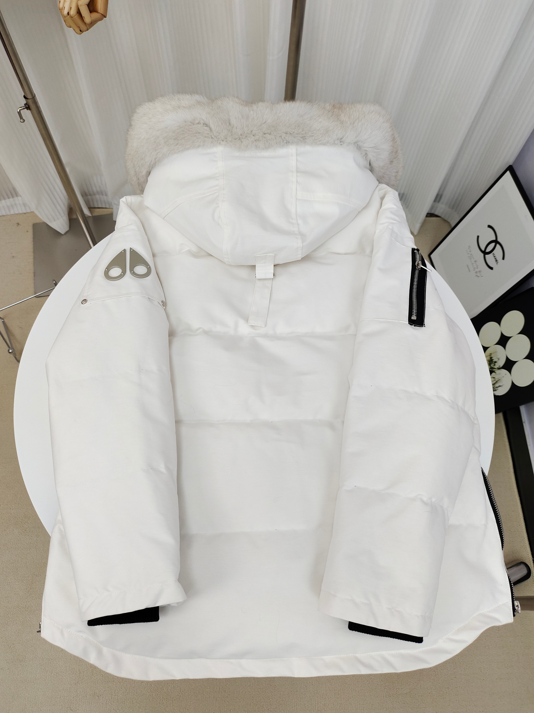 48_MOOSE KNUCKLES Down Jacket