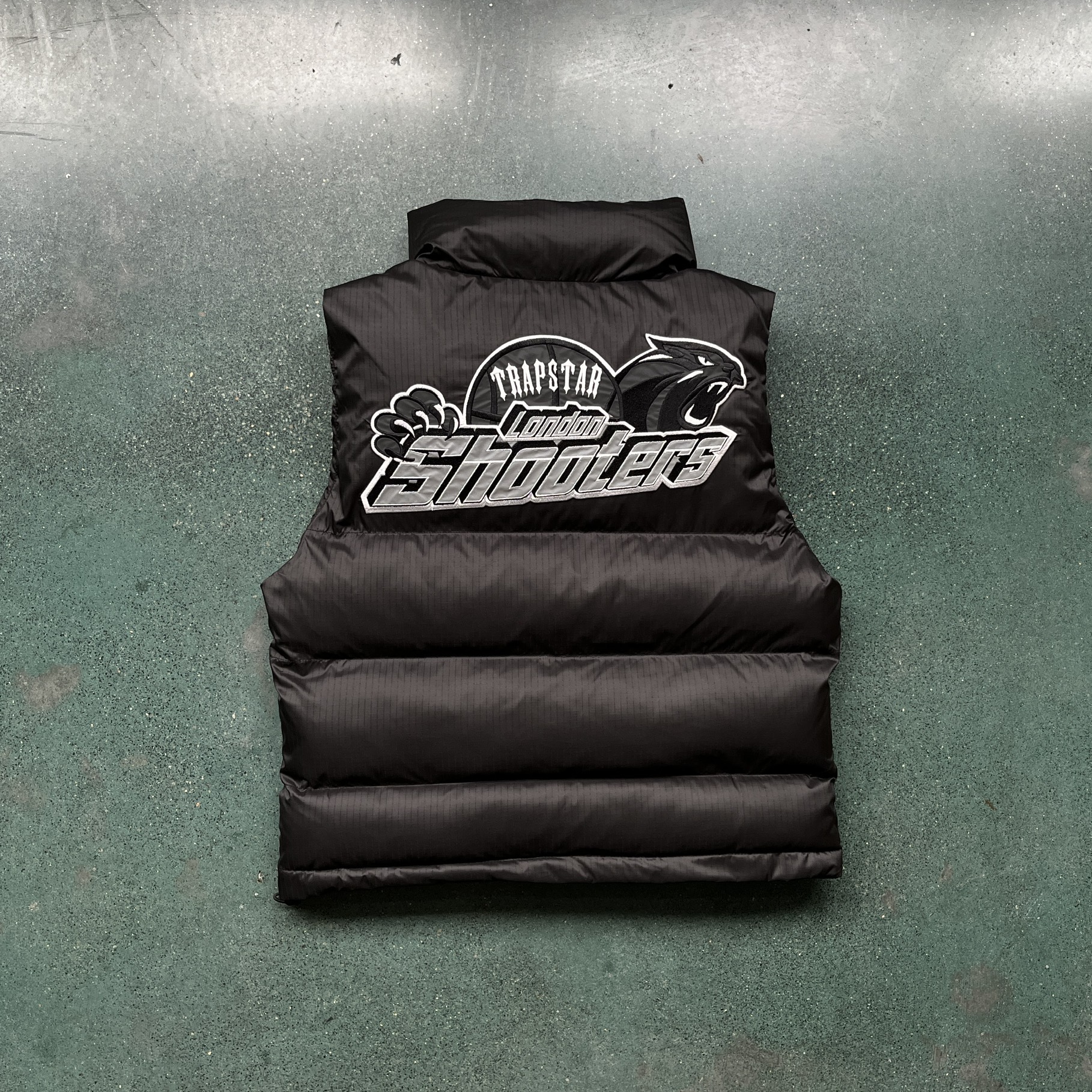 98_Trapstar Down Vest