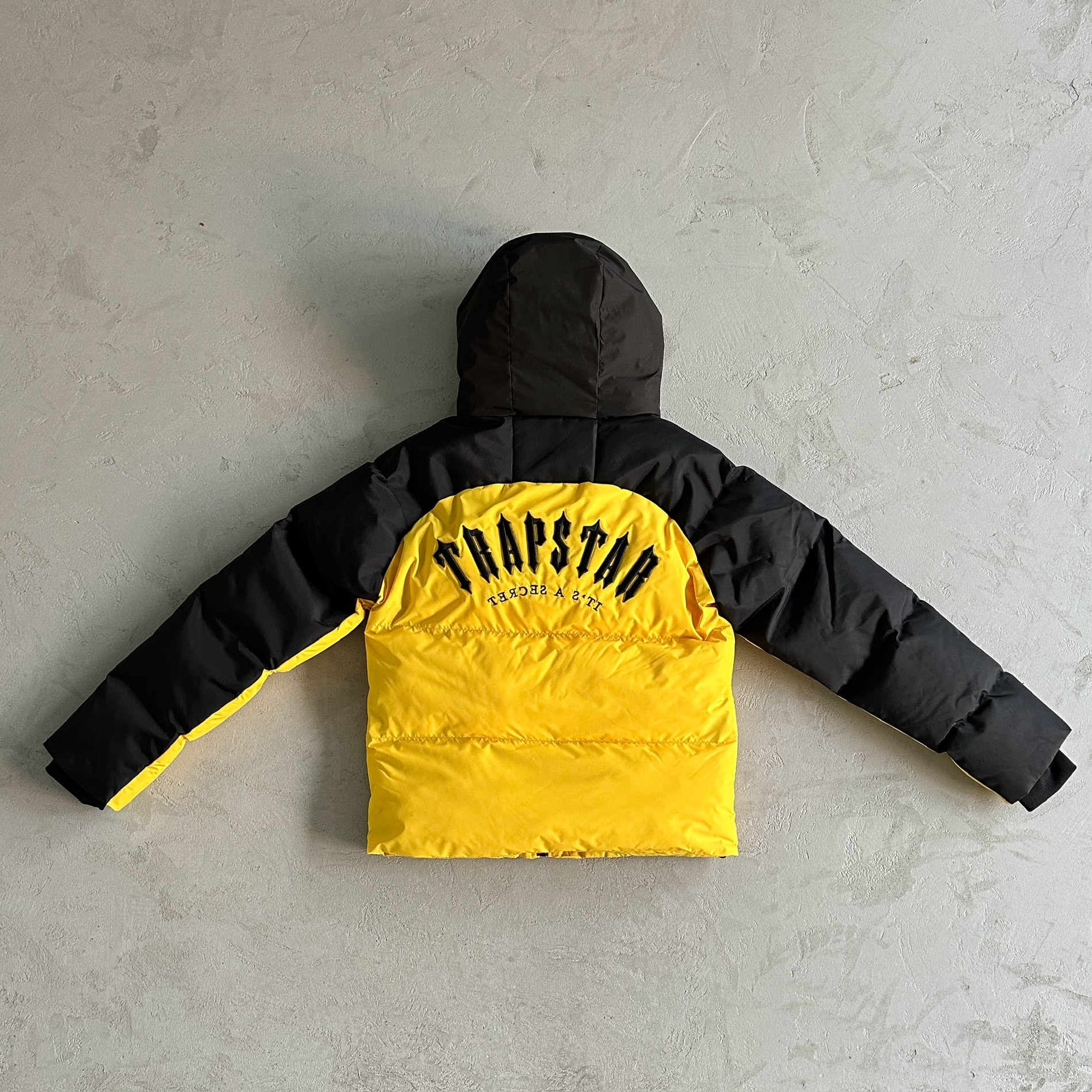 110_Trapstar Down Jacket