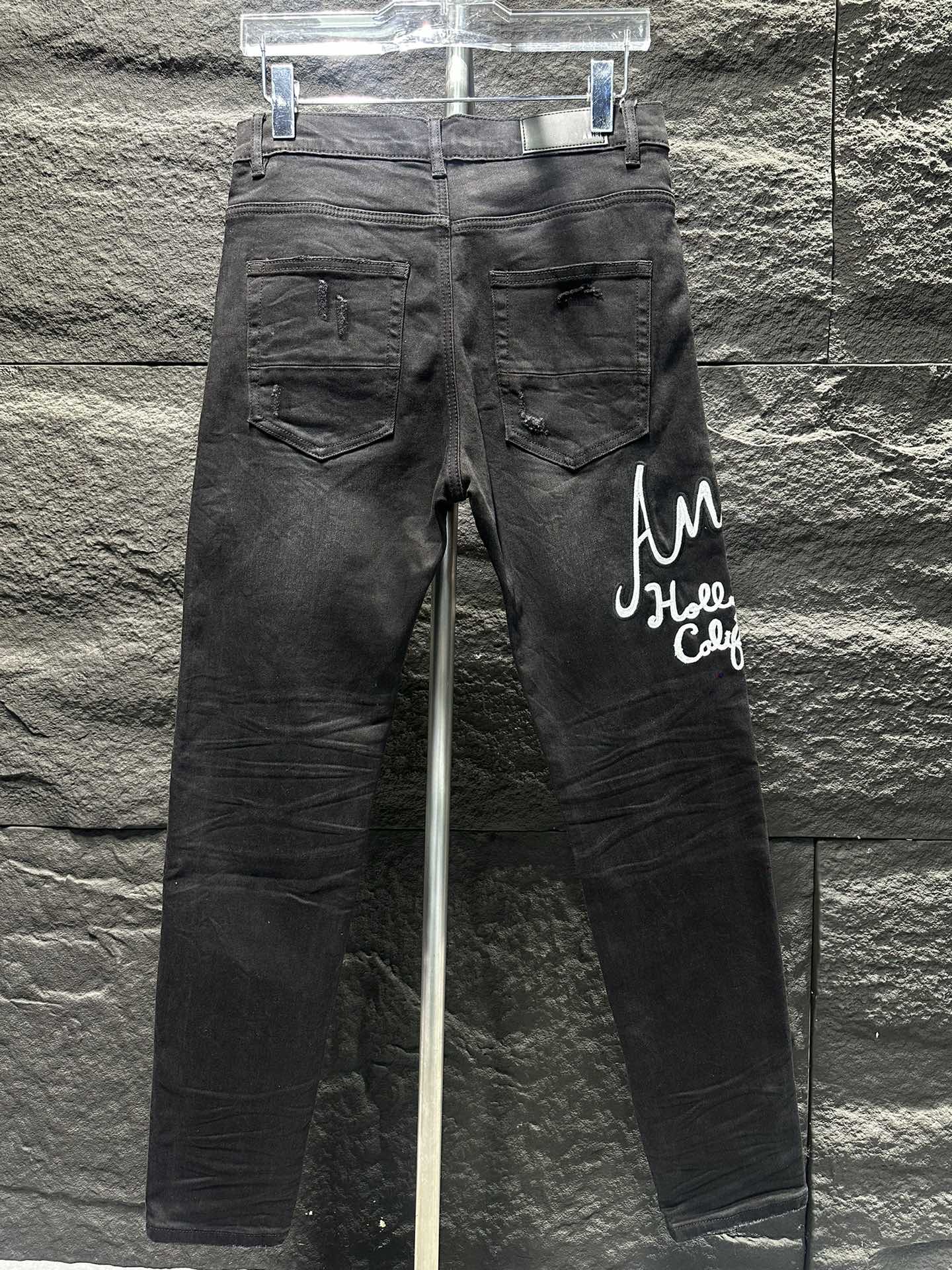 37_Amiri Jeans