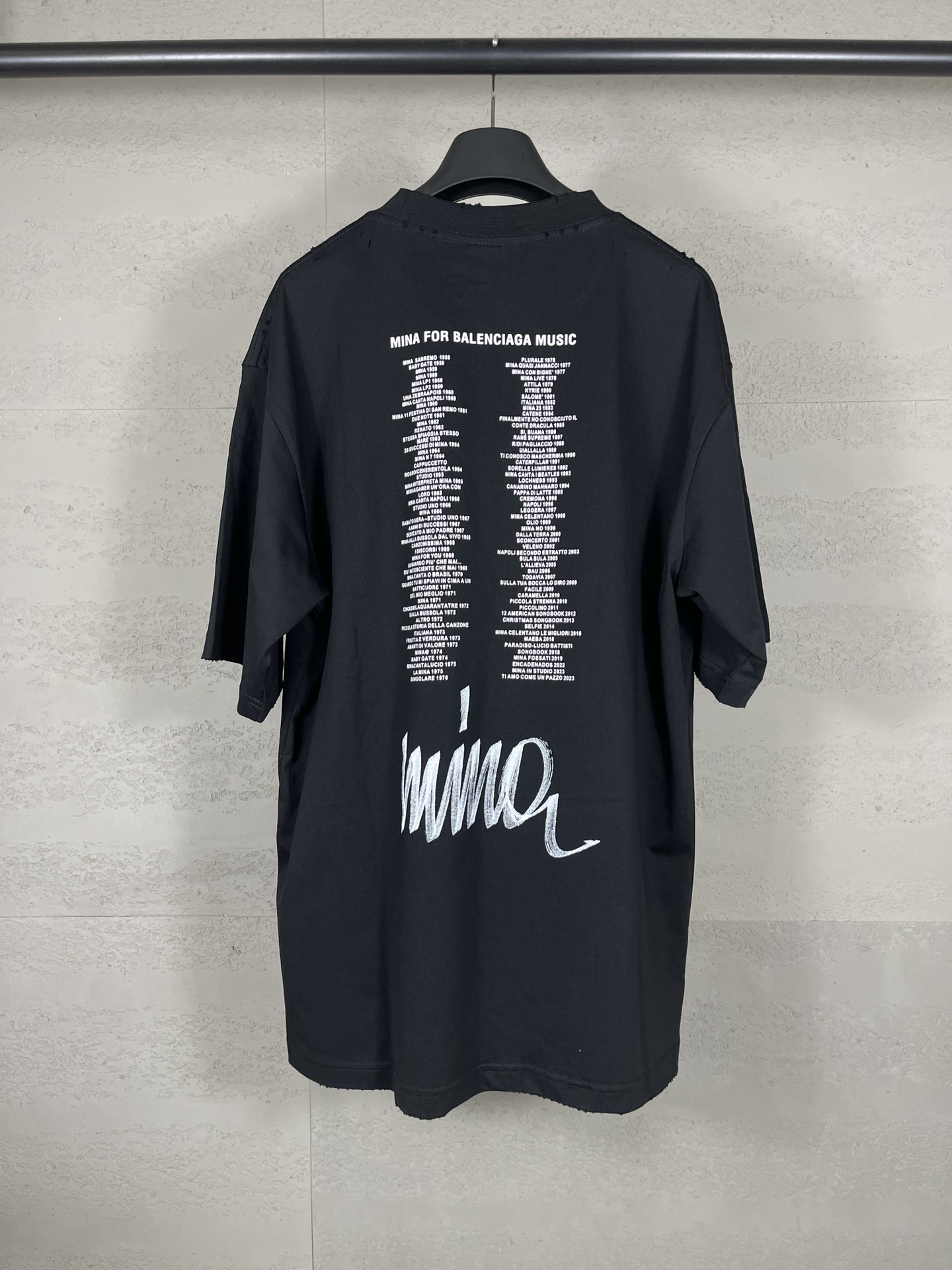 12_Balenciaga T-shirt