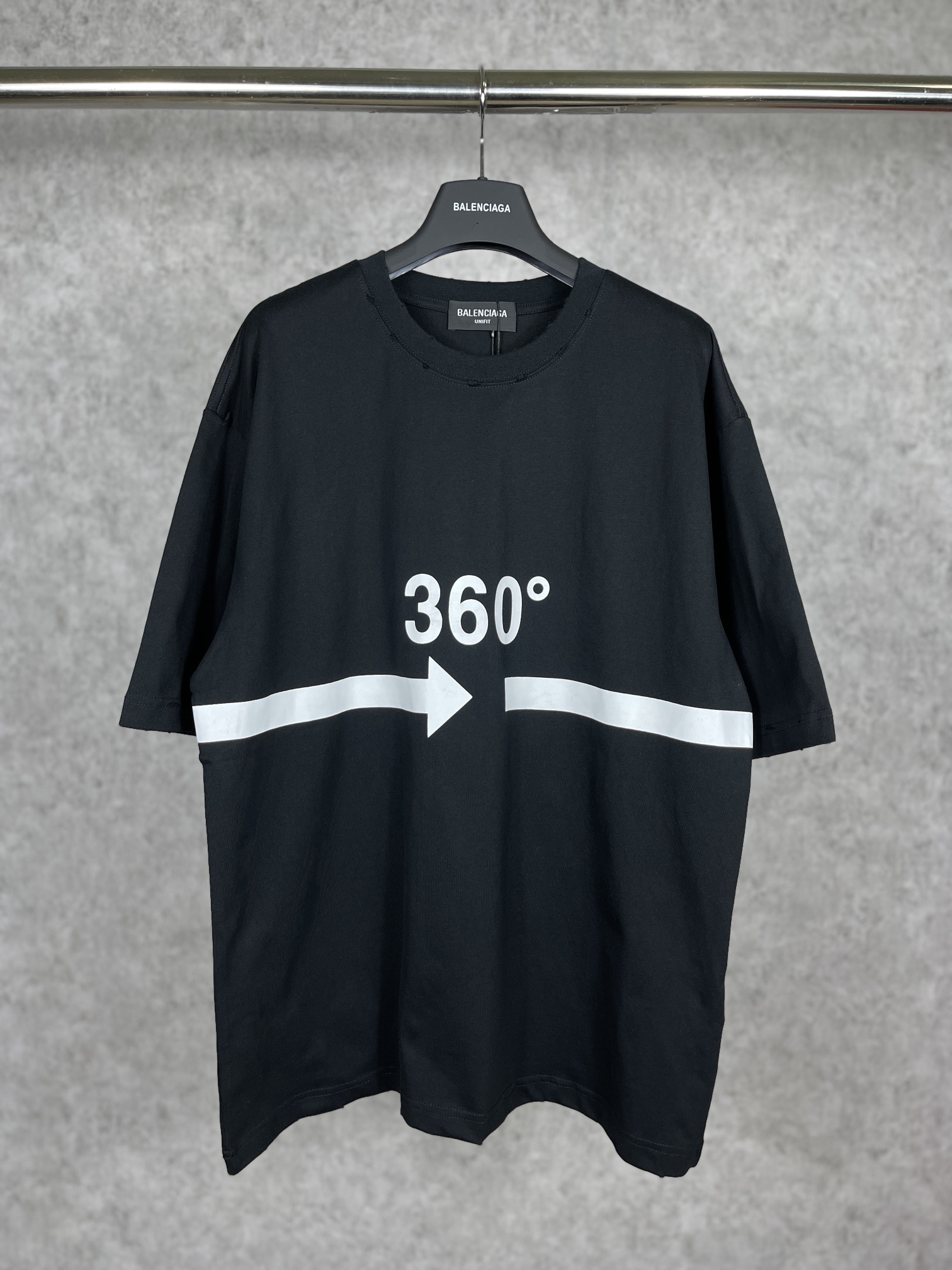 5_Balenciaga T-shirt