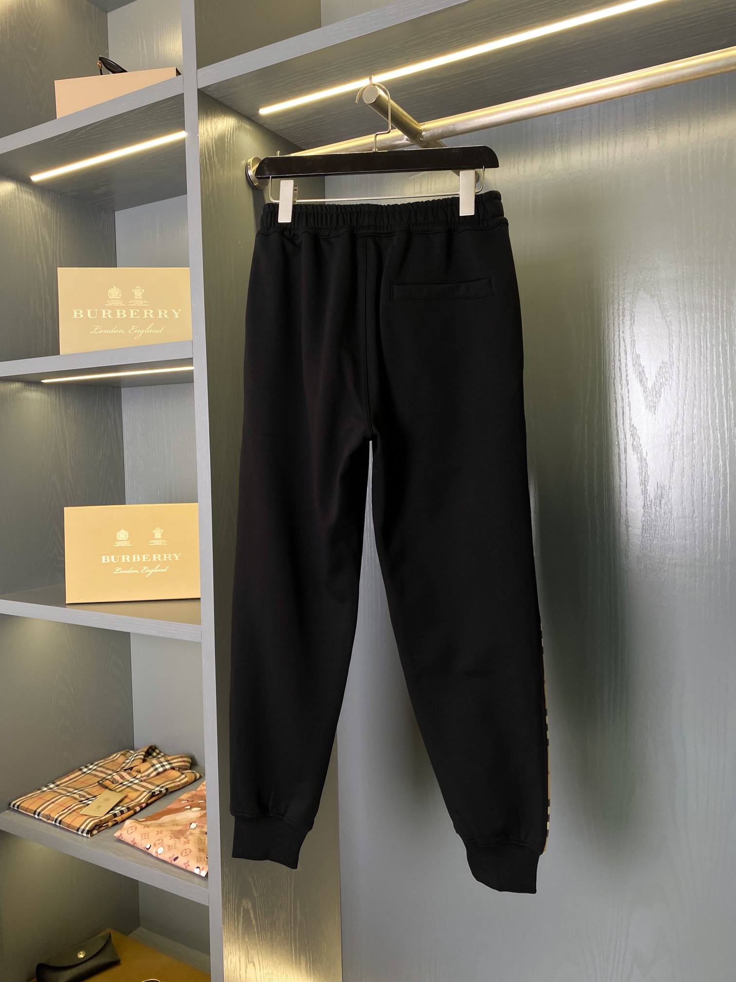 1_Burberry Pants