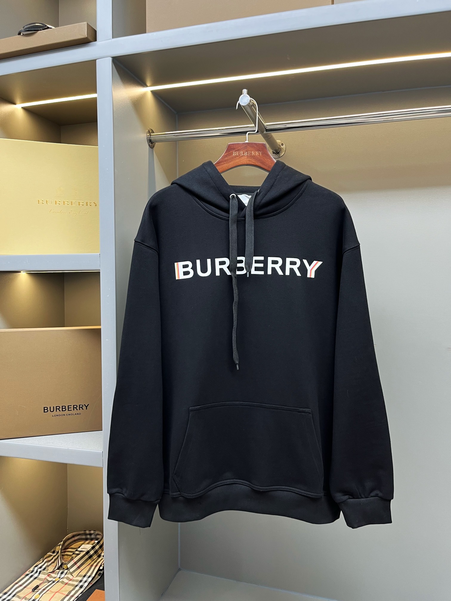 24_Burberry Hoodie