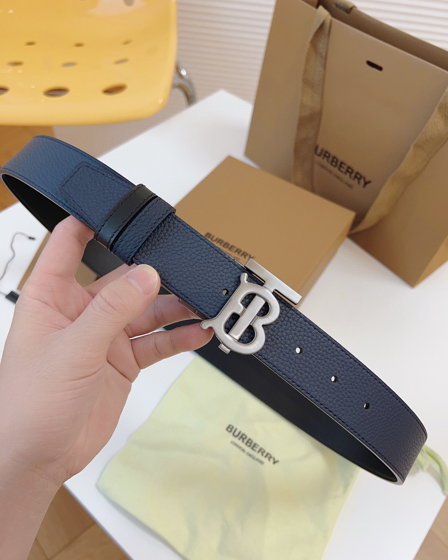 59_Burberry Belt