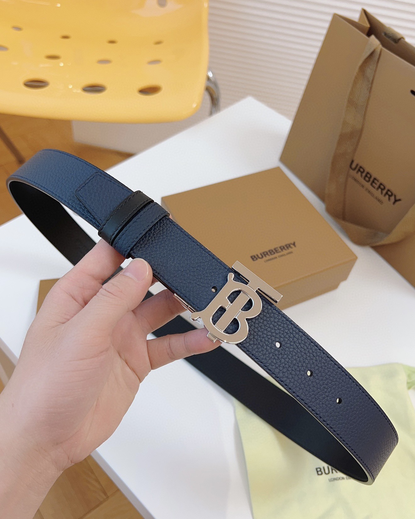 57_Burberry Belt